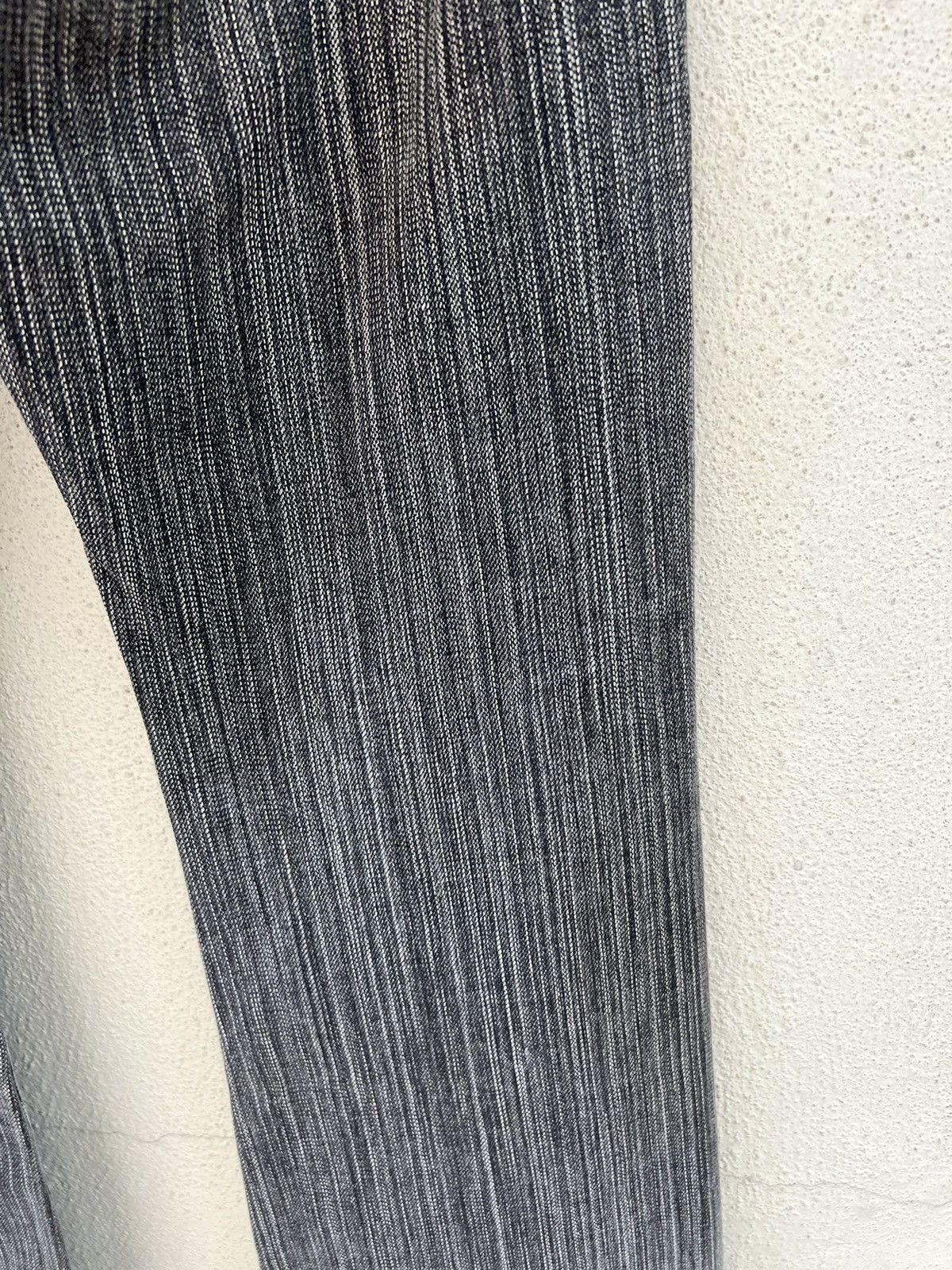 Paul Smith Vintage Paul Smith Red Ear Fade Black Denim Bootcut Jeans Size US 30 / EU 46 - 20 Thumbnail