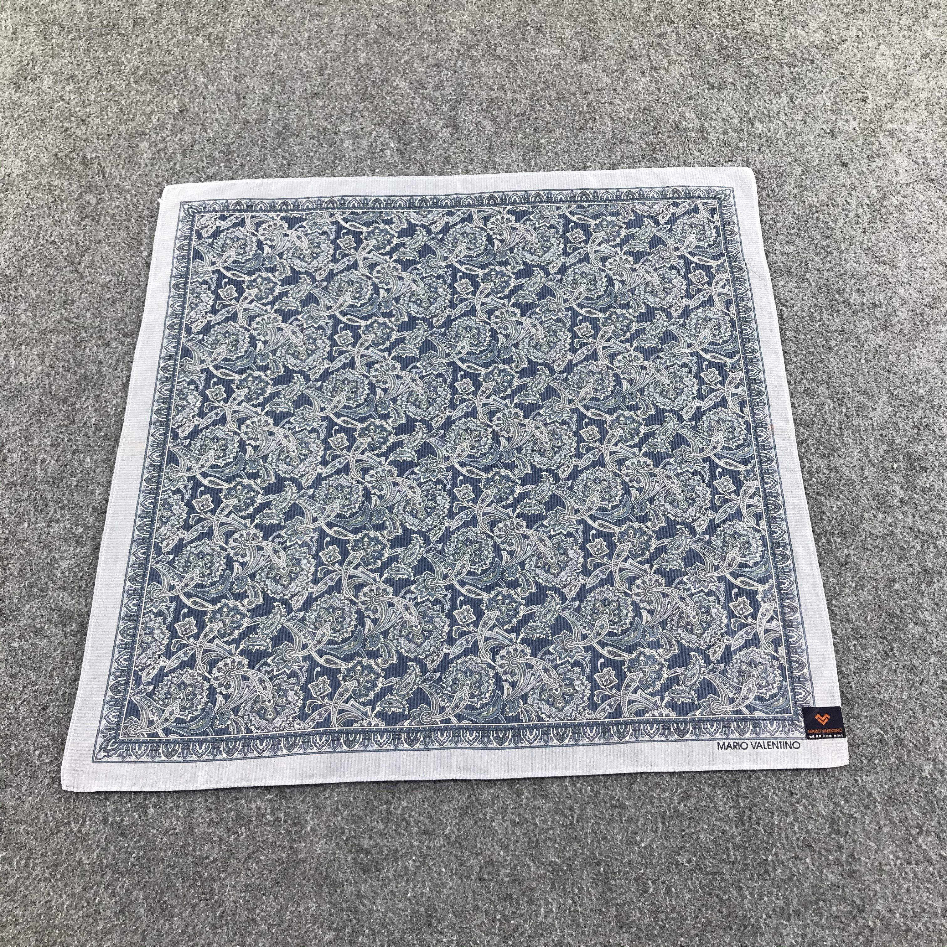 Mario Valentino Mario Valentino Handkerchief Neckerchief Bandana H1268 Size ONE SIZE - 2 Thumbnail