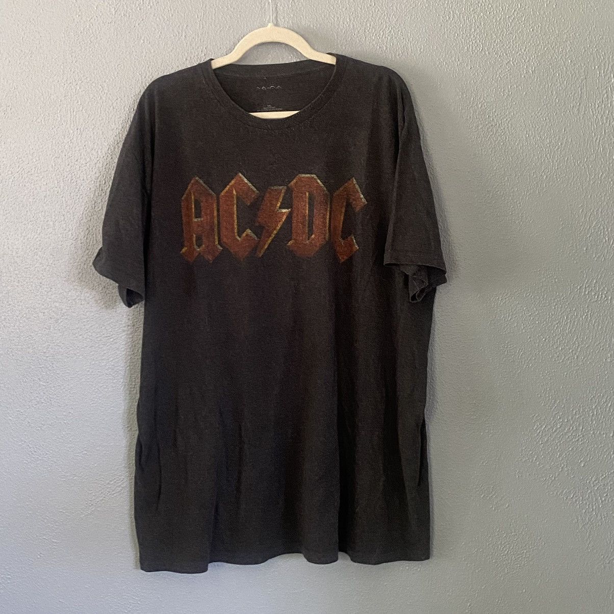 Other Vintage Grey AC/DC Logo Graphic Band T Shirt Men’s Size XXL Size US XXL / EU 58 / 5 - 1 Thumbnail