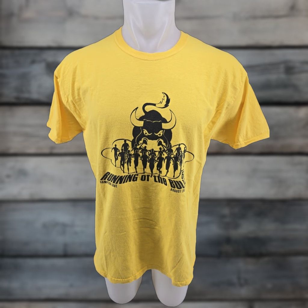 Gildan Running with the Bulls 5K Run T-Shirt Size Large Year 2013 8/24/2013 Shirt Mens L Yellow 2013 8/24/2013 Size US L / EU 52-54 / 3 - 1 Thumbnail