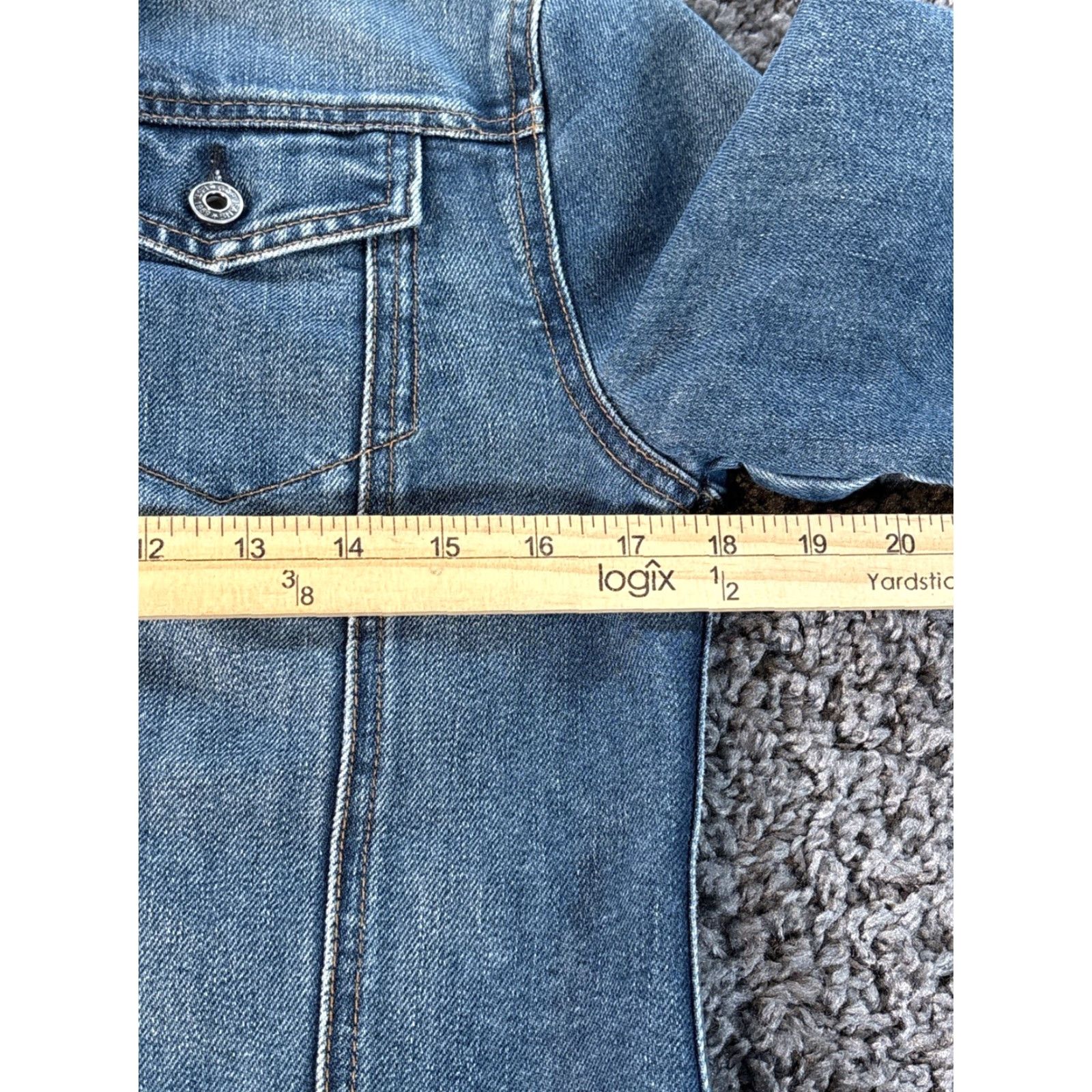 Gap VINTAGE Gap Denim Jacket Womens S Small Distressed Trucker Wash Blue 90s Classic Mens? Womens Size S / US 4 / IT 40 - 3 Thumbnail