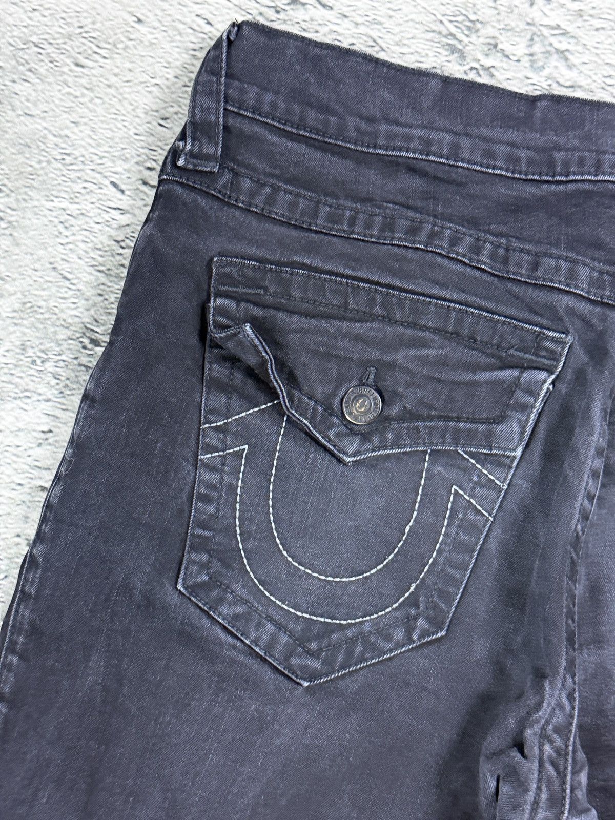 True Religion True Religion black jeans white horseshoe logo Y2K Rocco Size US 34 / EU 50 - 3 Thumbnail