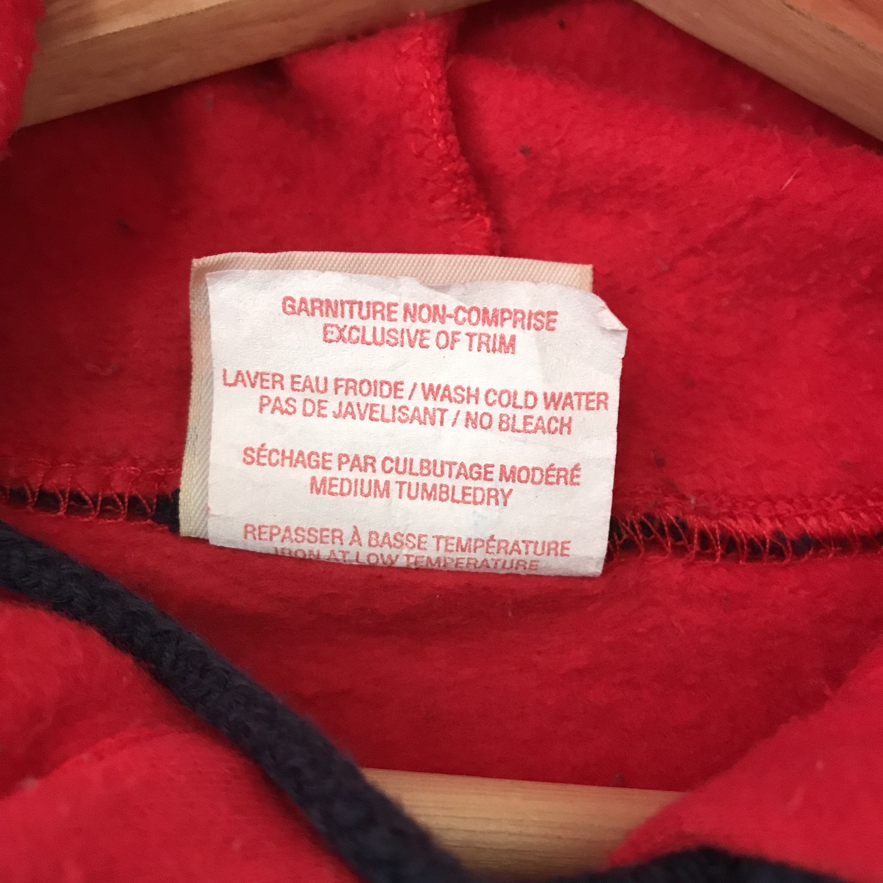 Vintage Vintage 90s Lunenburg Nova Scotia Red - 539 Size US L / EU 52-54 / 3 - 8 Thumbnail
