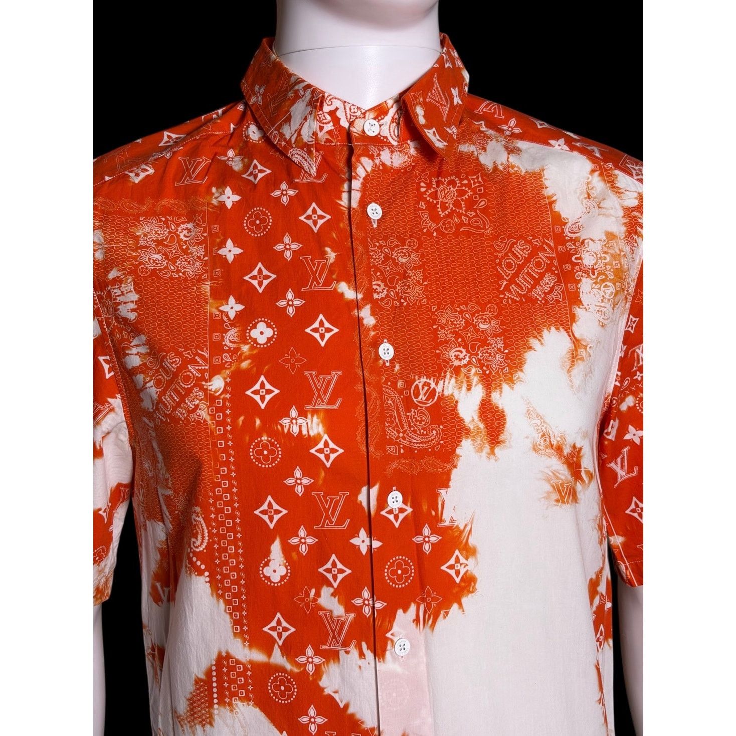 Louis Vuitton Authentic Louis Vuitton 2022 Red Monogram Button Down Shirt Size US XS / EU 42 / 0 - 13 Thumbnail