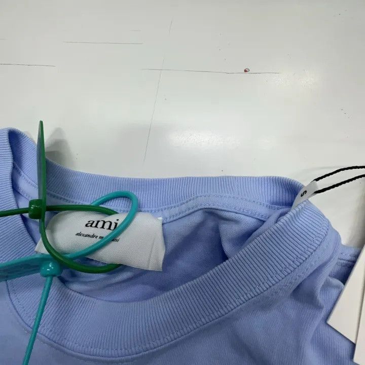 AMI AMIPARIS Heart Embroidered Short Sleeve T-Shirt -2507 Size US S / EU 44-46 / 1 - 3 Thumbnail