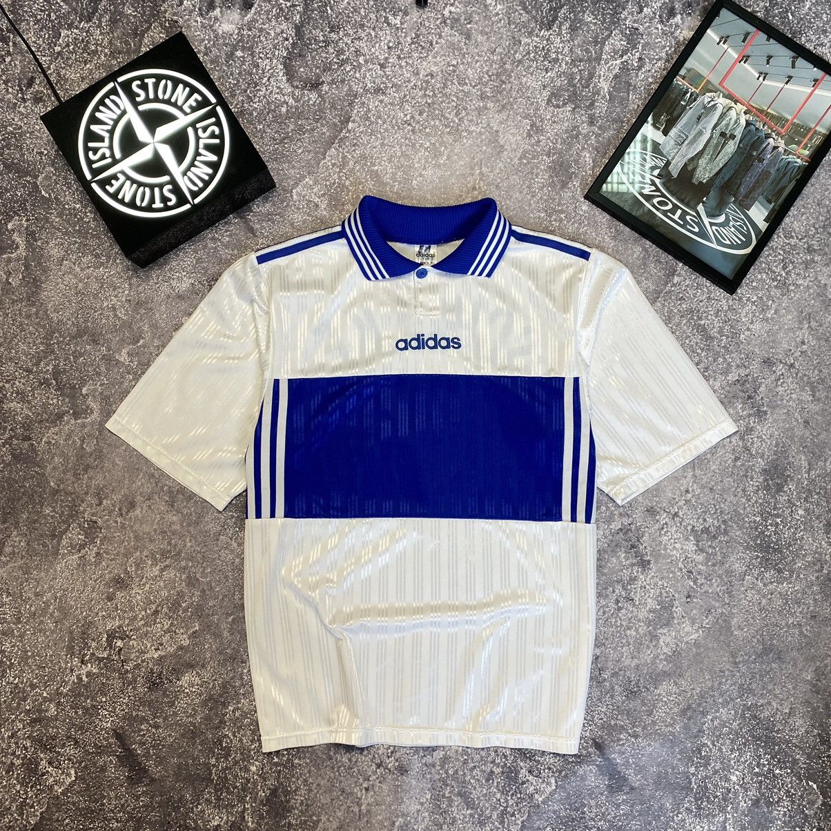 Adidas × Vintage Vintage Adidas Schalke 04 Number 7 2000’s soccer jersey Size US S / EU 44-46 / 1 - 3 Thumbnail