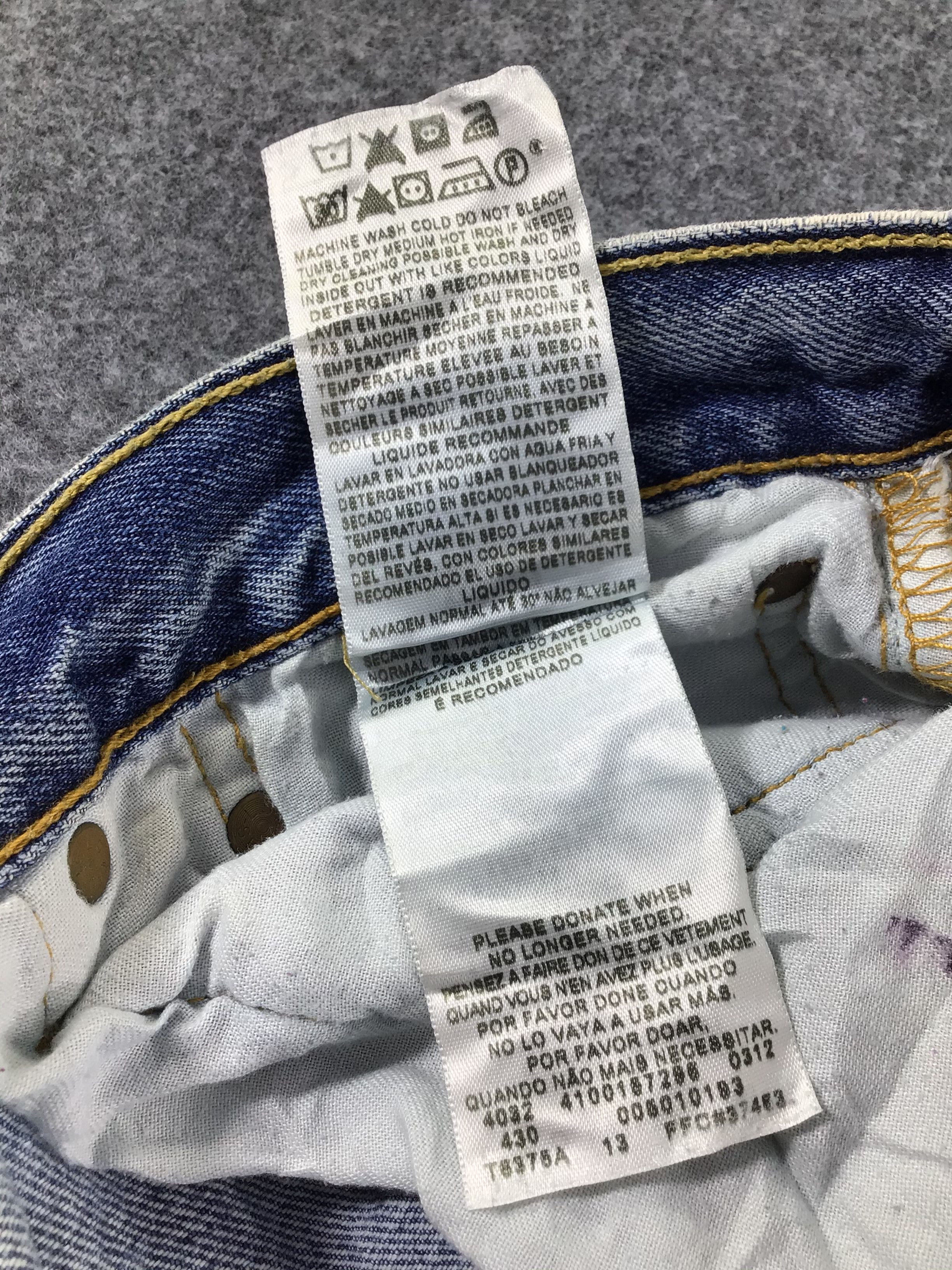 Levi's Vintage Levis 501 Jeans-J368 Size US 35 - 13 Thumbnail