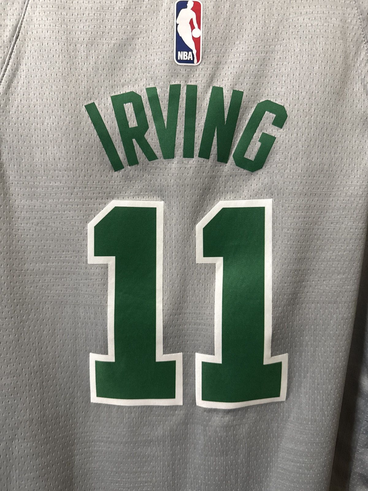 Nike Kyrie Irving Boston Celtics Jersey Size US S / EU 44-46 / 1 - 3 Thumbnail