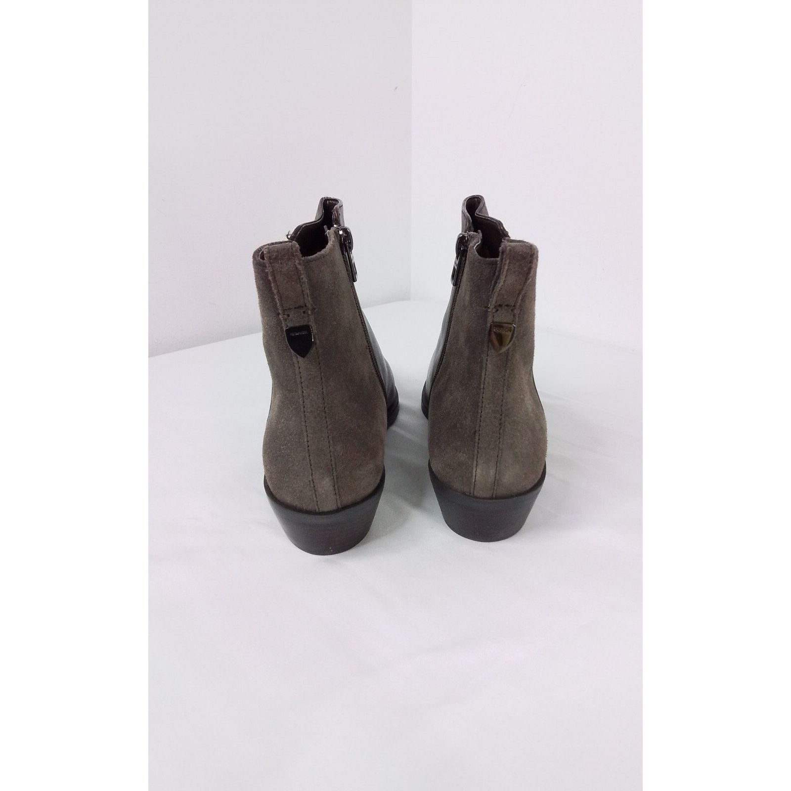 Coach Coach Boots Women's 8.5 Carmen Semi Mat Calf Suede Mink/Mink Size US 8.5 / IT 38.5 - 5 Thumbnail