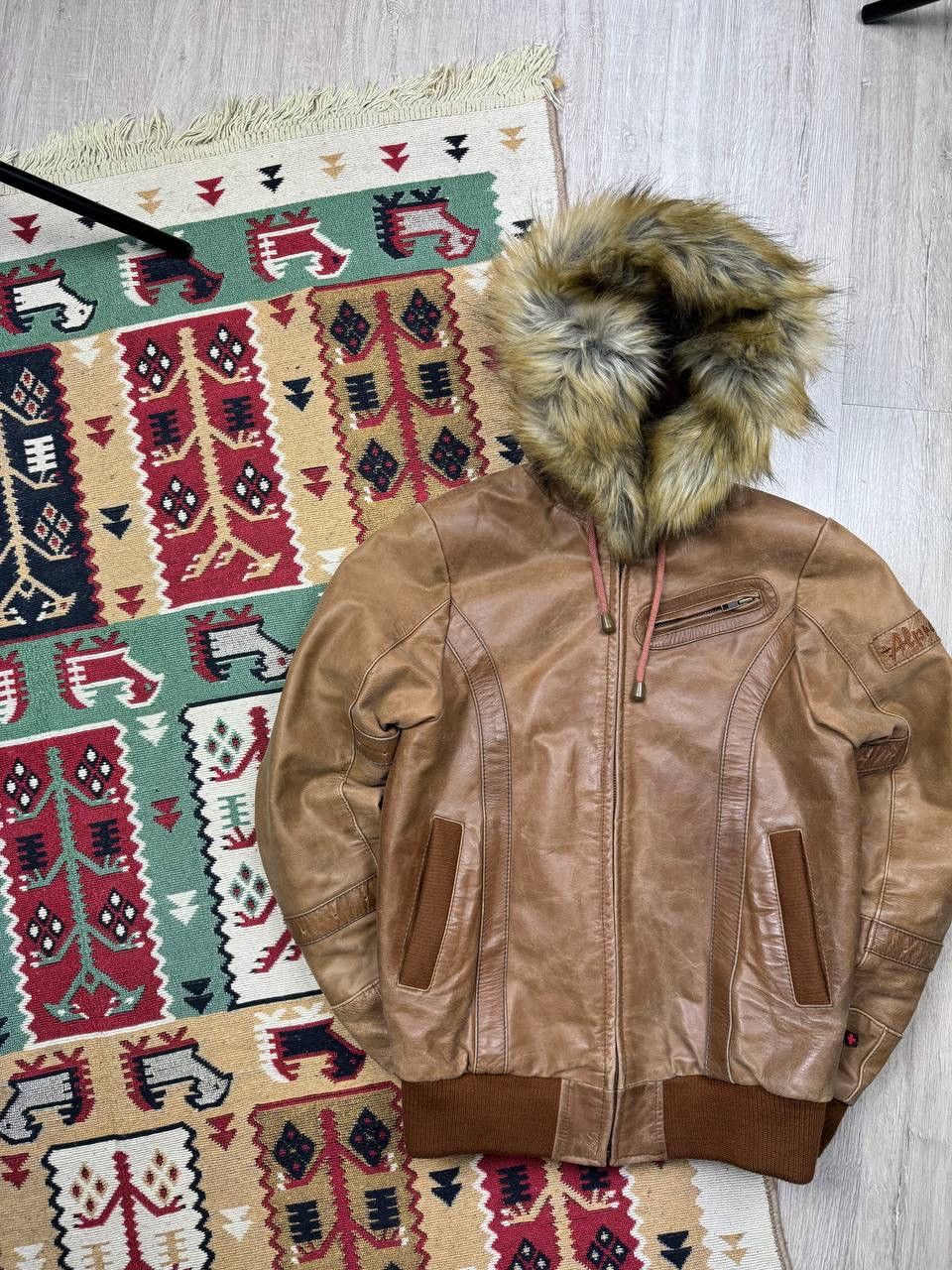 Japanese Brand × Vintage Vintage Hype Leather Y2K Fur Jacket Size M / US 6-8 / IT 42-44 - 8 Thumbnail