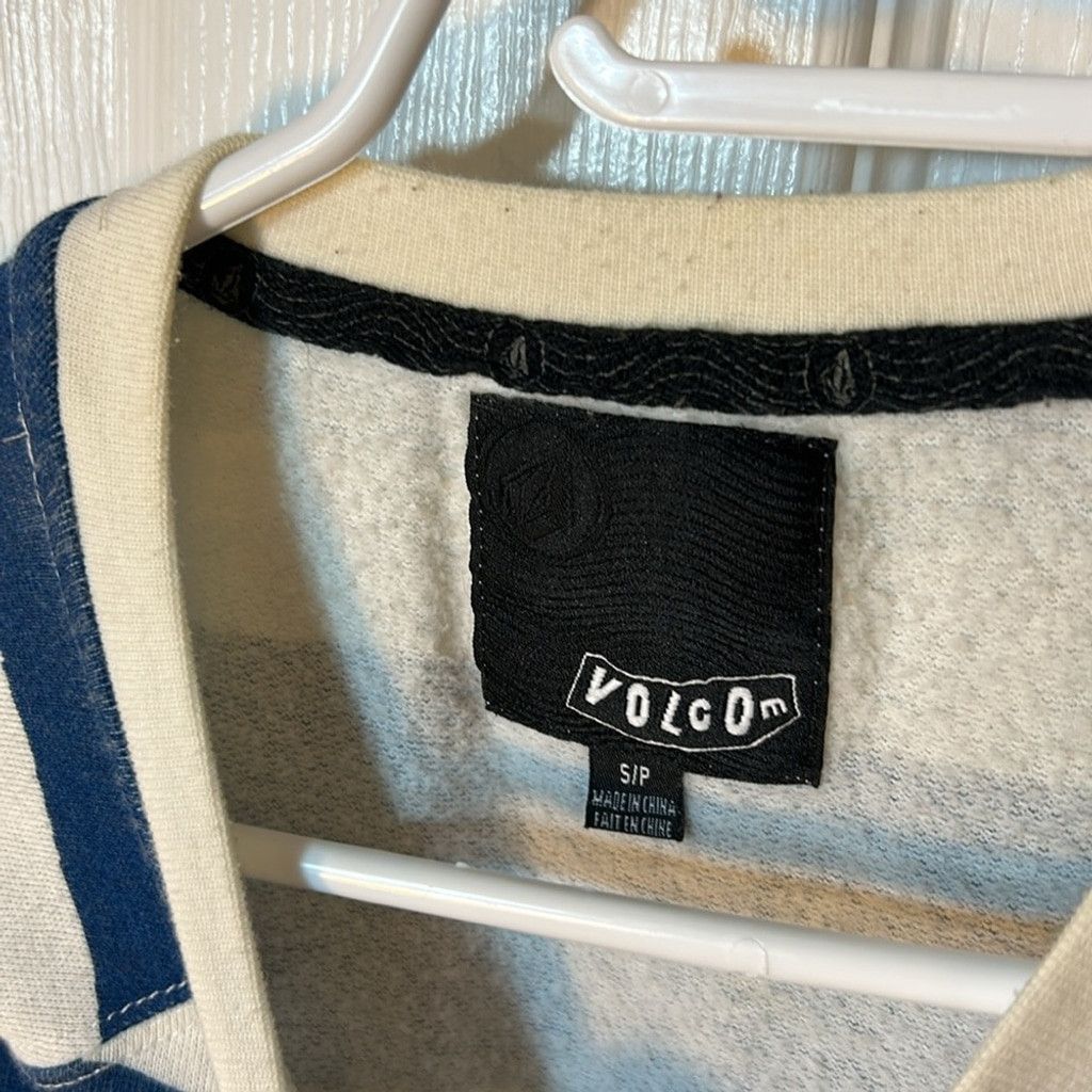 Volcom volcom men’s sweater blue striped size small Size US S / EU 44-46 / 1 - 2 Thumbnail