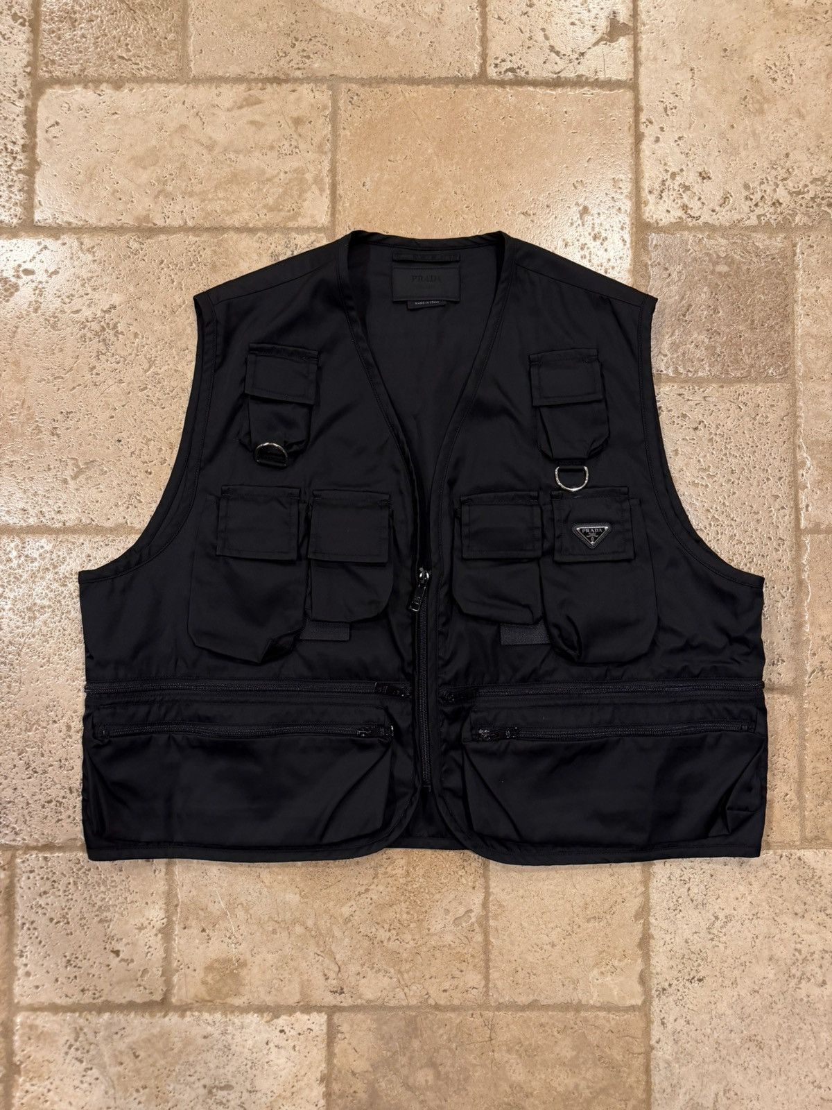 Prada Prada Re-Nylon 2023 Cargo Utility Multi Pocket Black Vest Size US XXL / EU 58 / 5 - 1 Thumbnail