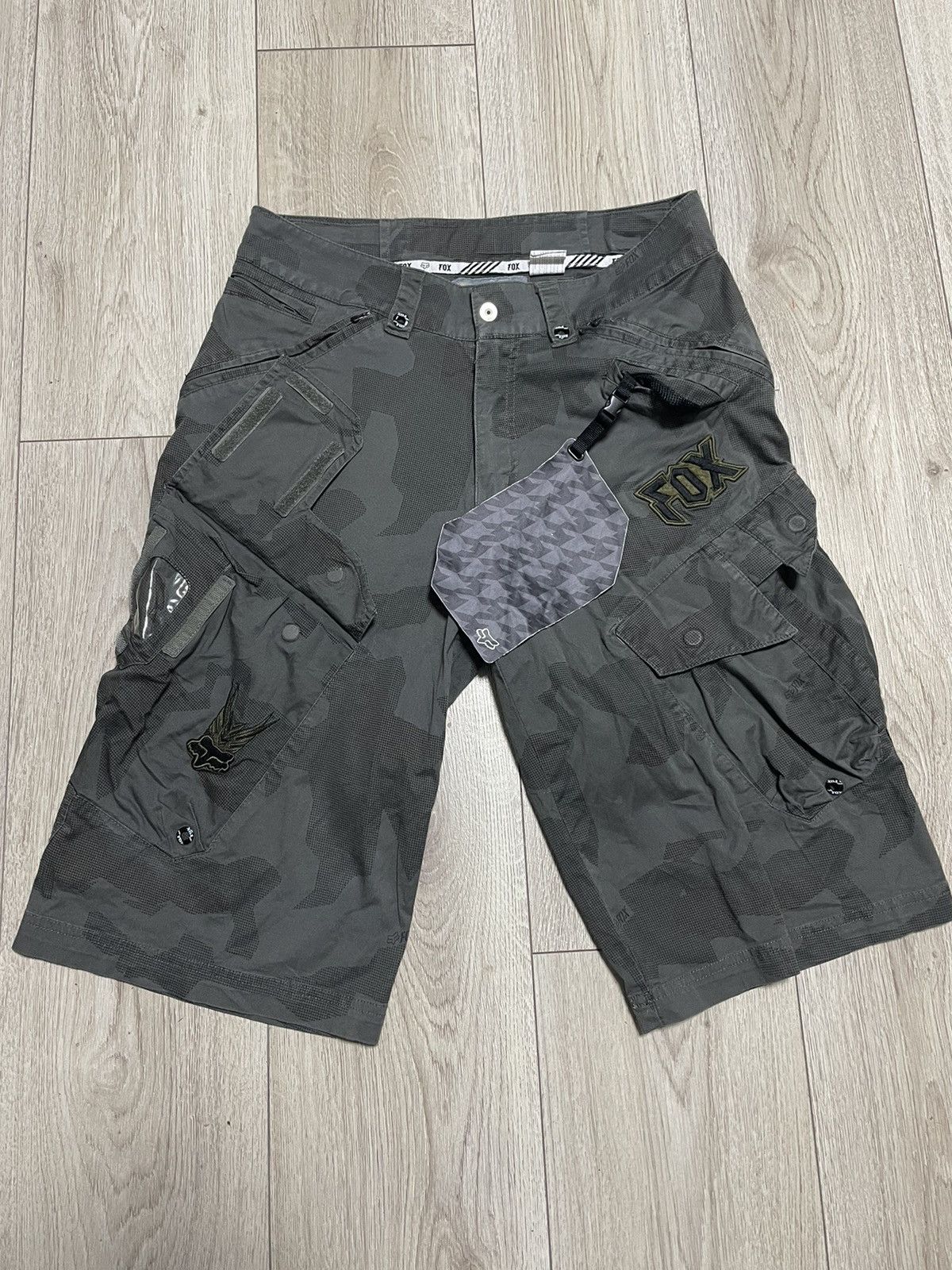 Fox Racing Crazy Baggy Fox MTB Camo Cargo Shorts Y2K Motocross Size US 30 / EU 46 - 1 Thumbnail