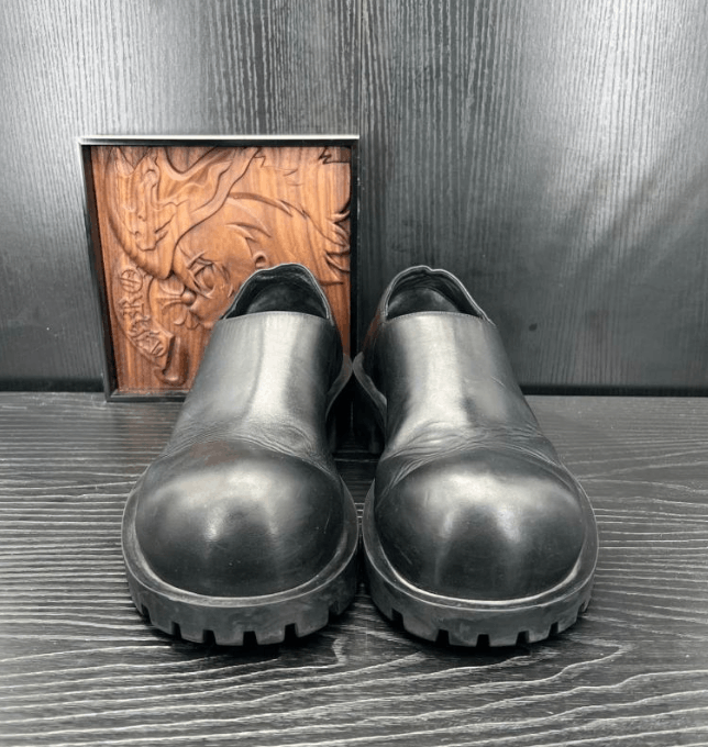 Balenciaga Balenciaga Slip-on round-toe derby shoes Size US 8 / EU 41 - 2 Thumbnail