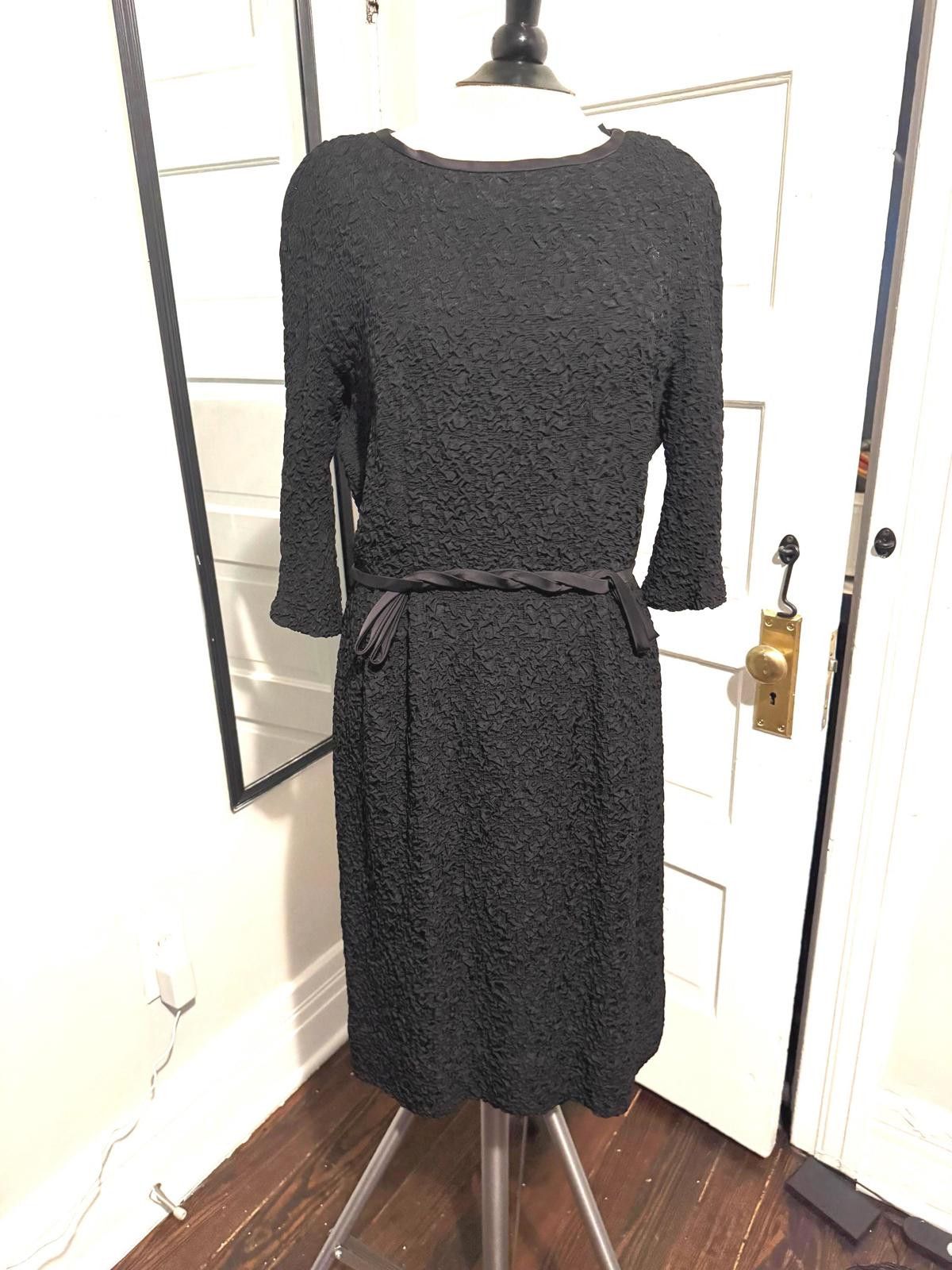 Designer True Vintage 1950s Elegant Black Textured Dress P2P 21” w33” Size L / US 10 / IT 46 - 2 Thumbnail