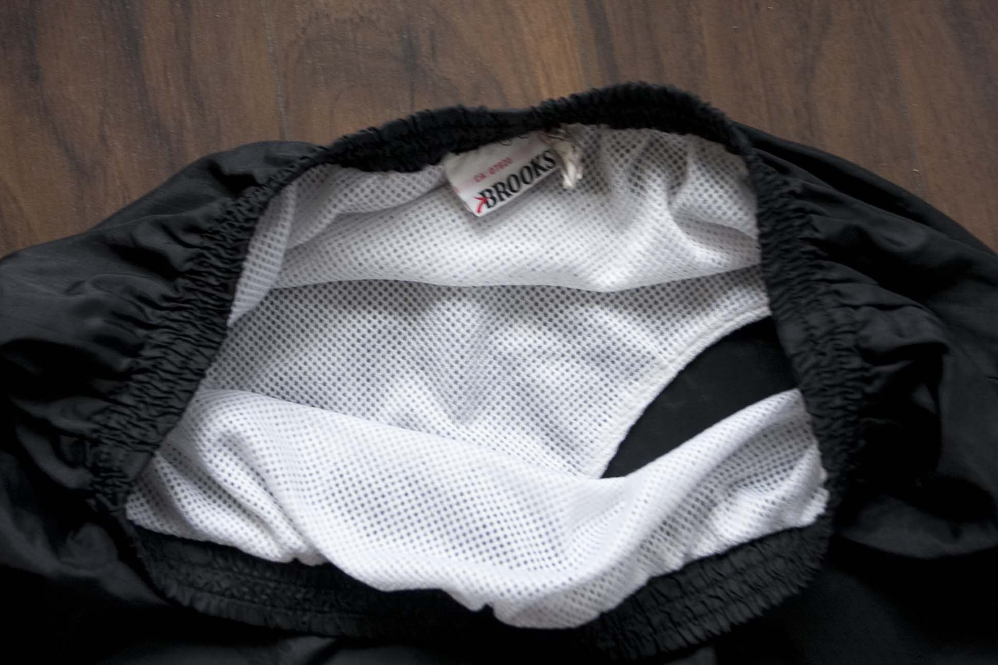 Brooks Brooks Shorts Running Jogging Size L/35 Black Size US 35 - 3 Thumbnail