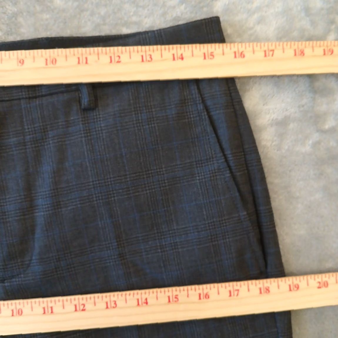 J.Crew J.Crew Dress Pants Mens 29 Tapered Gray Plaid Wool Blend 31x32 Size US 29 - 2 Thumbnail