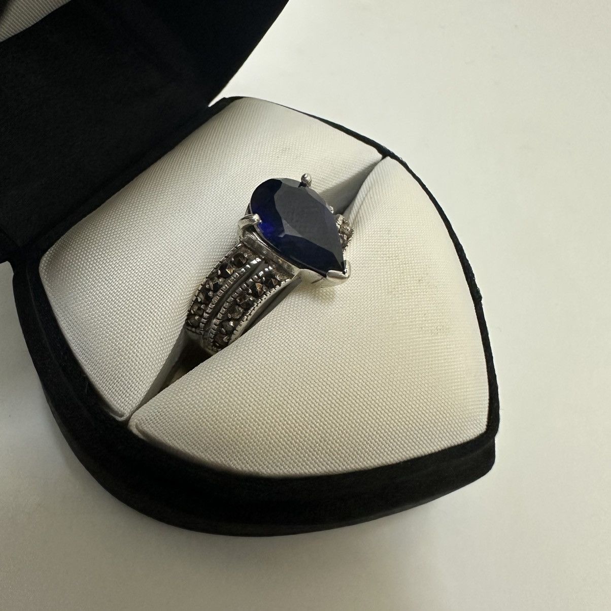 Other 925 Silver Ring with Blue Teardrop Gemstone Size 8 Size ONE SIZE - 2 Thumbnail
