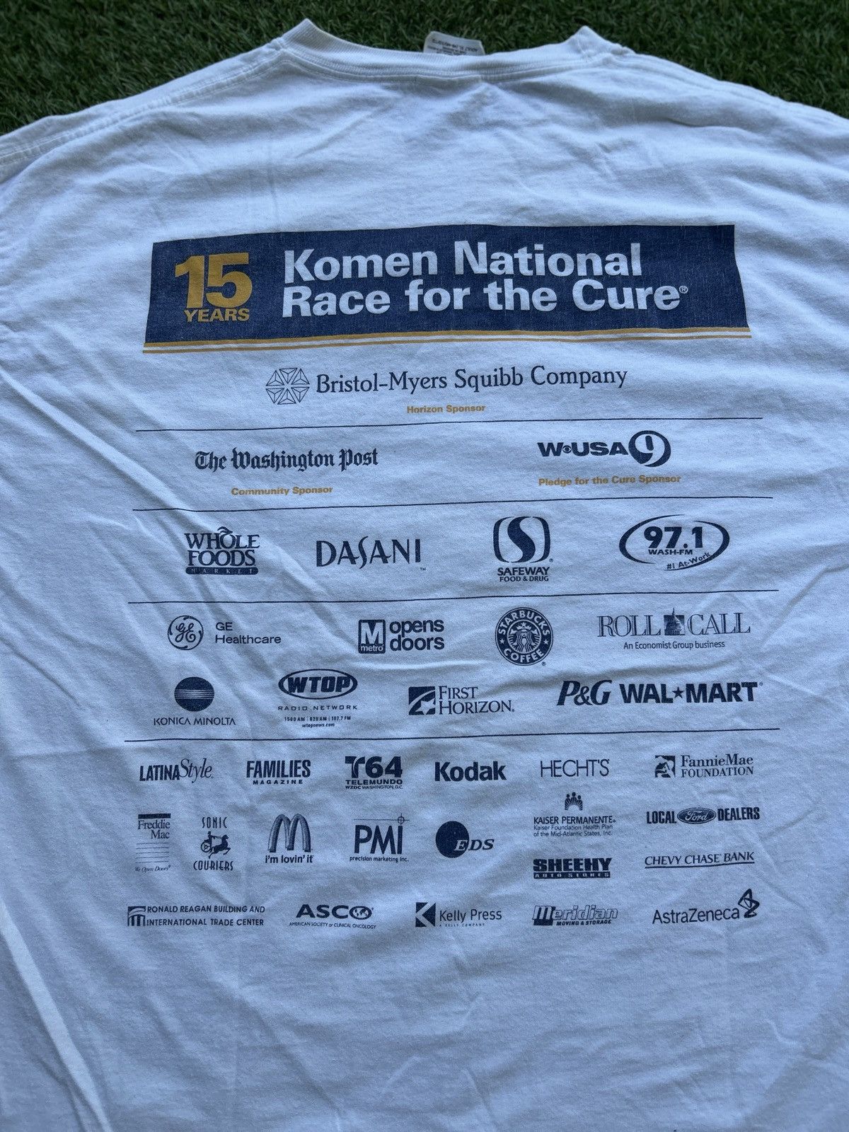 Vintage Vintage 2004 Susan G. Komen Race for the Cure T-Shirt Size US XL / EU 56 / 4 - 7 Thumbnail