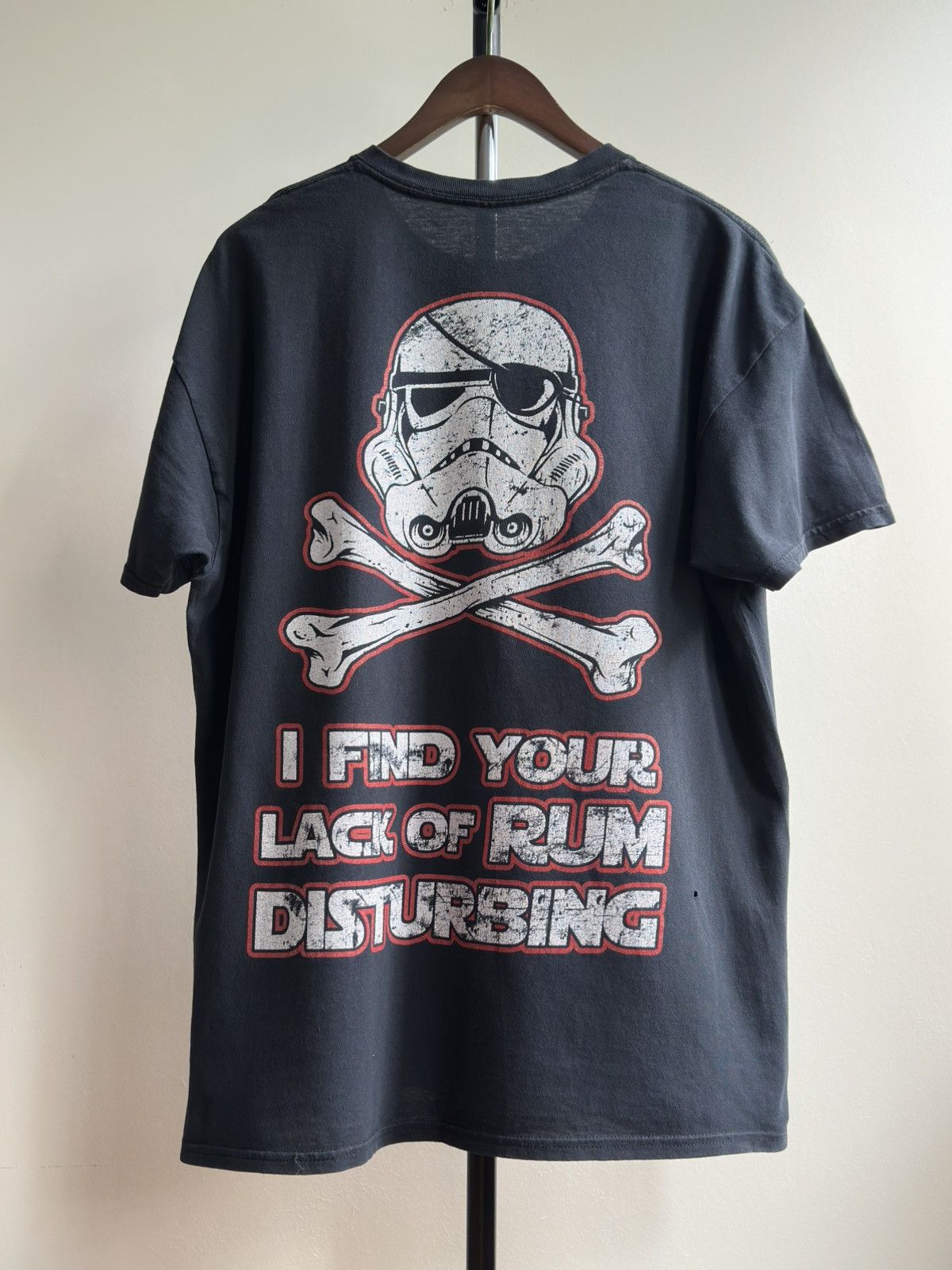 Band Tees Vintage 2000s Alestorm Star Wars Darth Vader Graphic Tee Size US XL / EU 56 / 4 - 2 Thumbnail