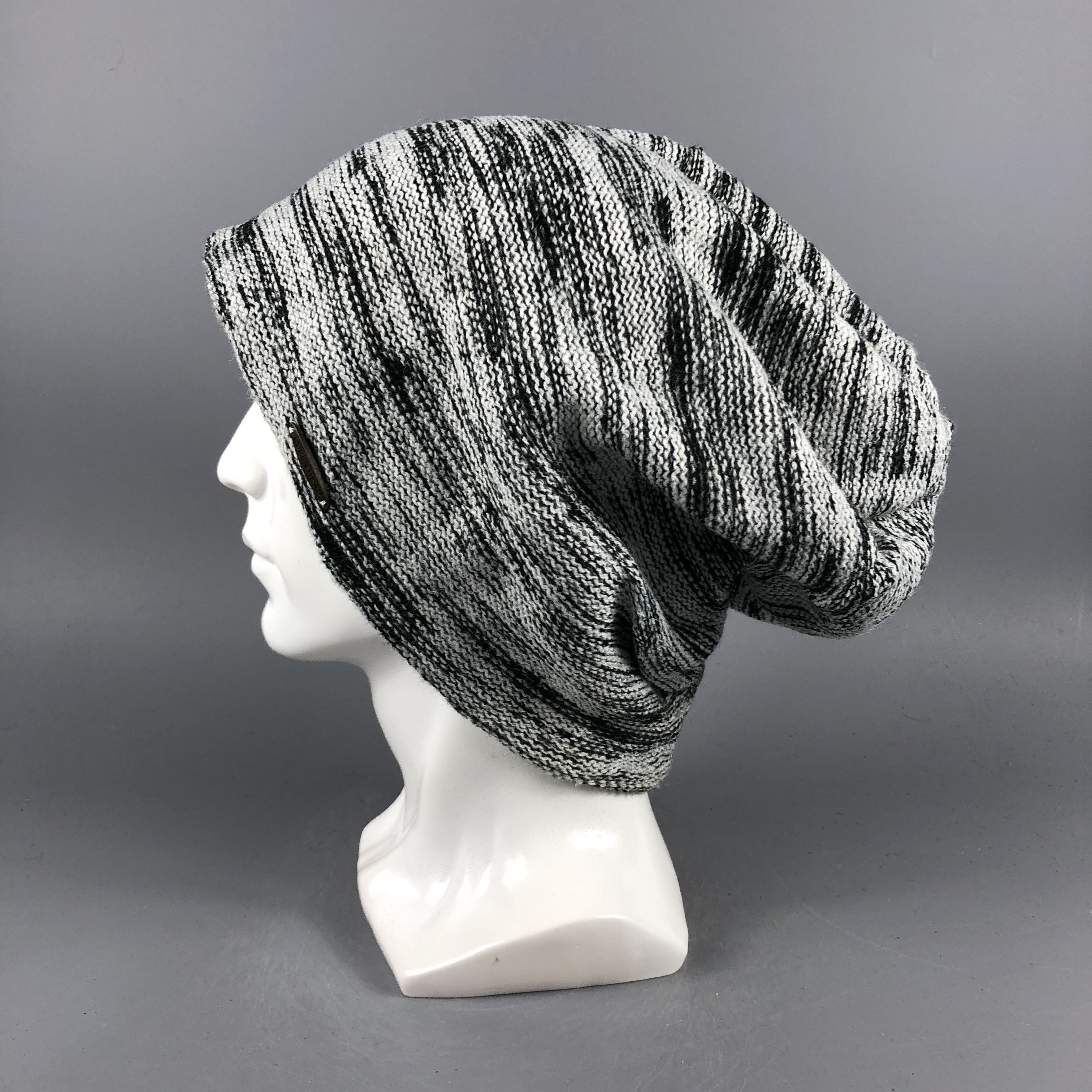 Vintage Queenhead Slouchy Beanie Snow Hat Snow Cap -D1103 Size ONE SIZE - 1 Thumbnail