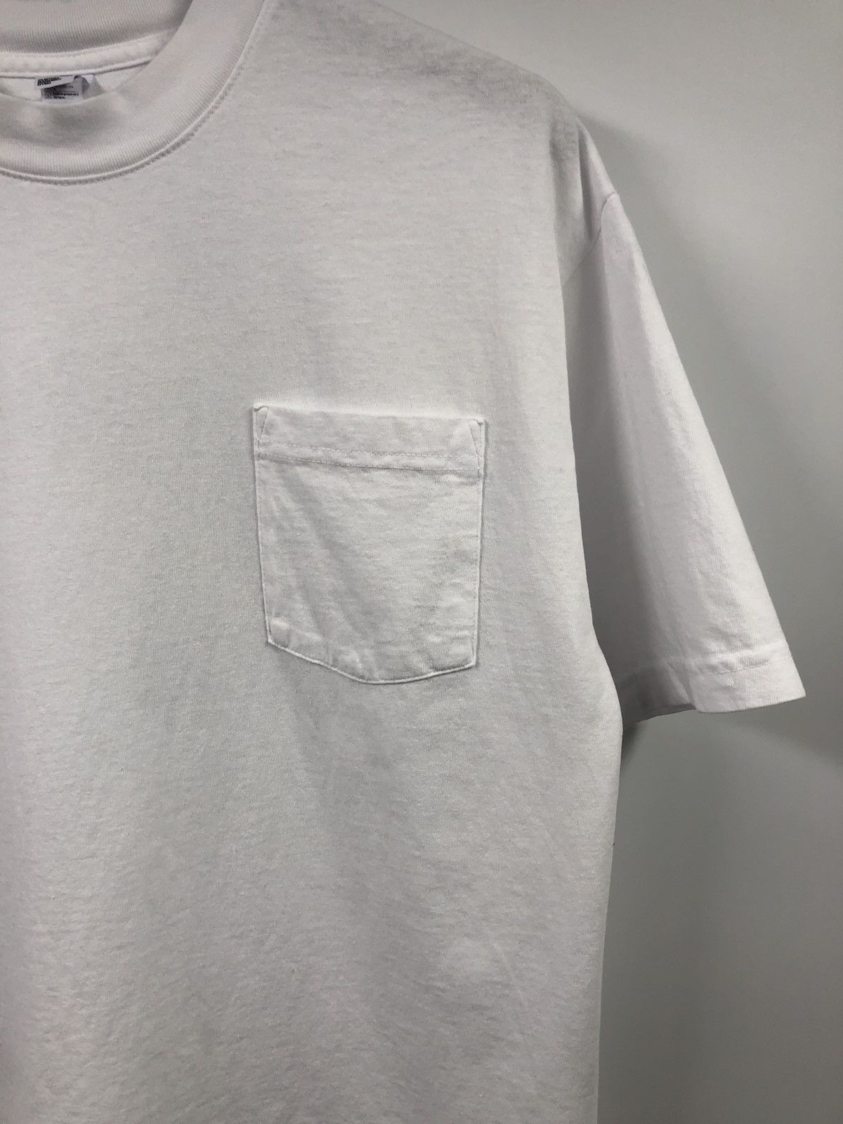 Los Angeles Apparel Erotic Philosophy Lingerie Book Pocket White T-Shirt Medium Size US M / EU 48-50 / 2 - 4 Thumbnail