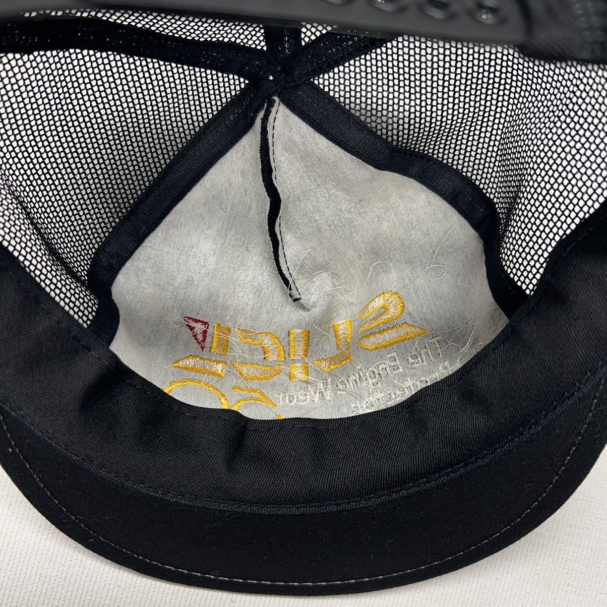 Vintage VTG Slick Trucker Hat Black Snap Back Machine Engine Truck Size ONE SIZE - 8 Thumbnail