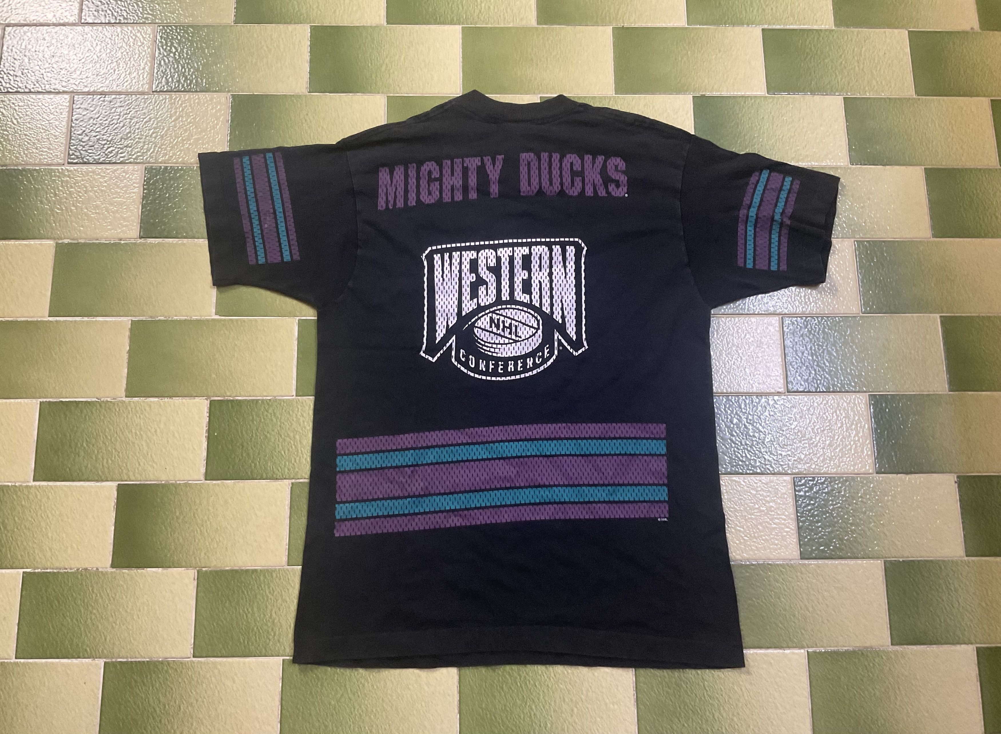 NHL Vintage 90s Mighty Ducks T-Shirt Western Conference 2 Sided Size US M / EU 48-50 / 2 - 2 Thumbnail