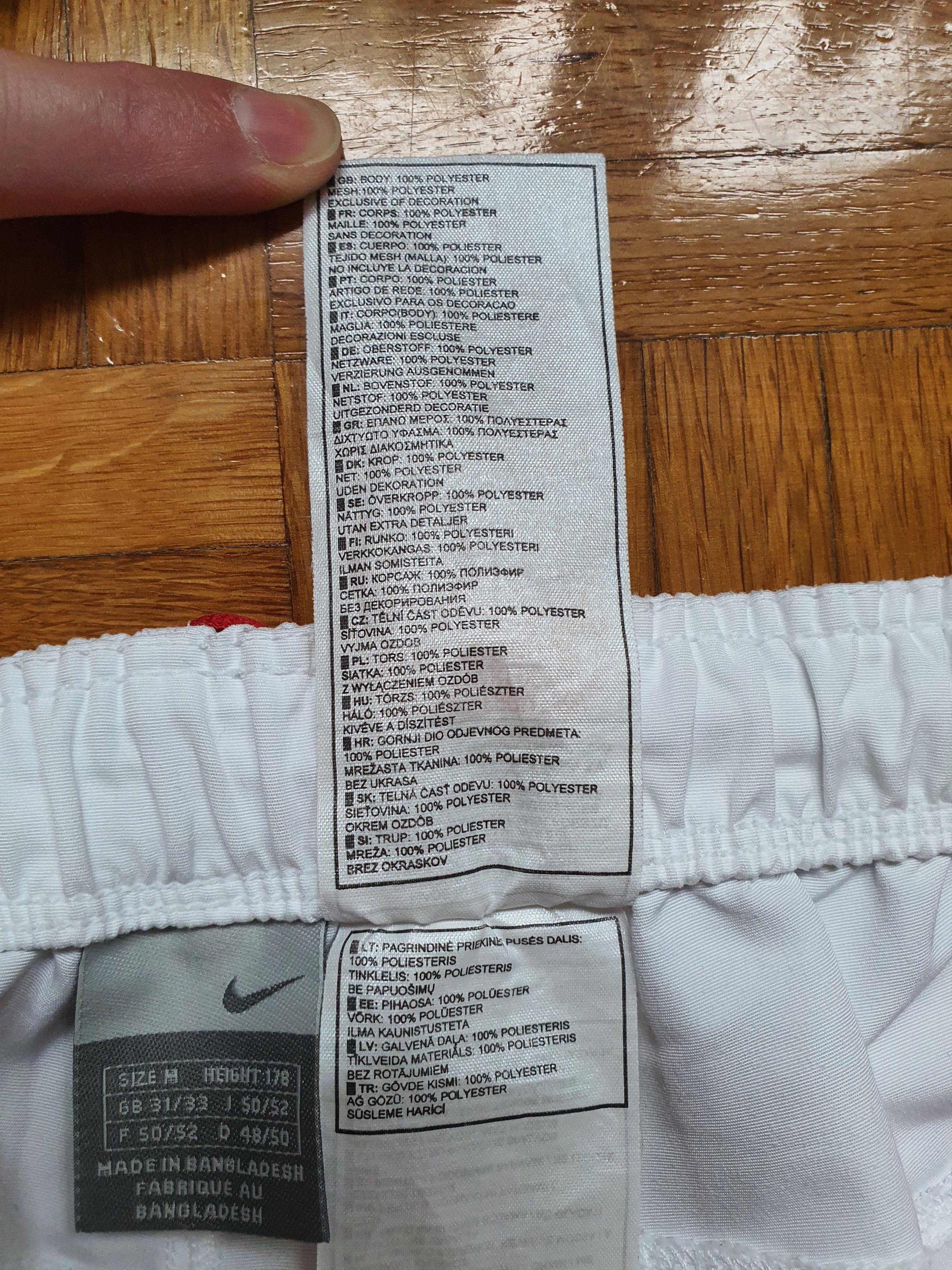 Nike 3/4 Capri Pants Shorts - Vintage (00s, Y2K) - Technical Size US 32 / EU 48 - 5 Thumbnail