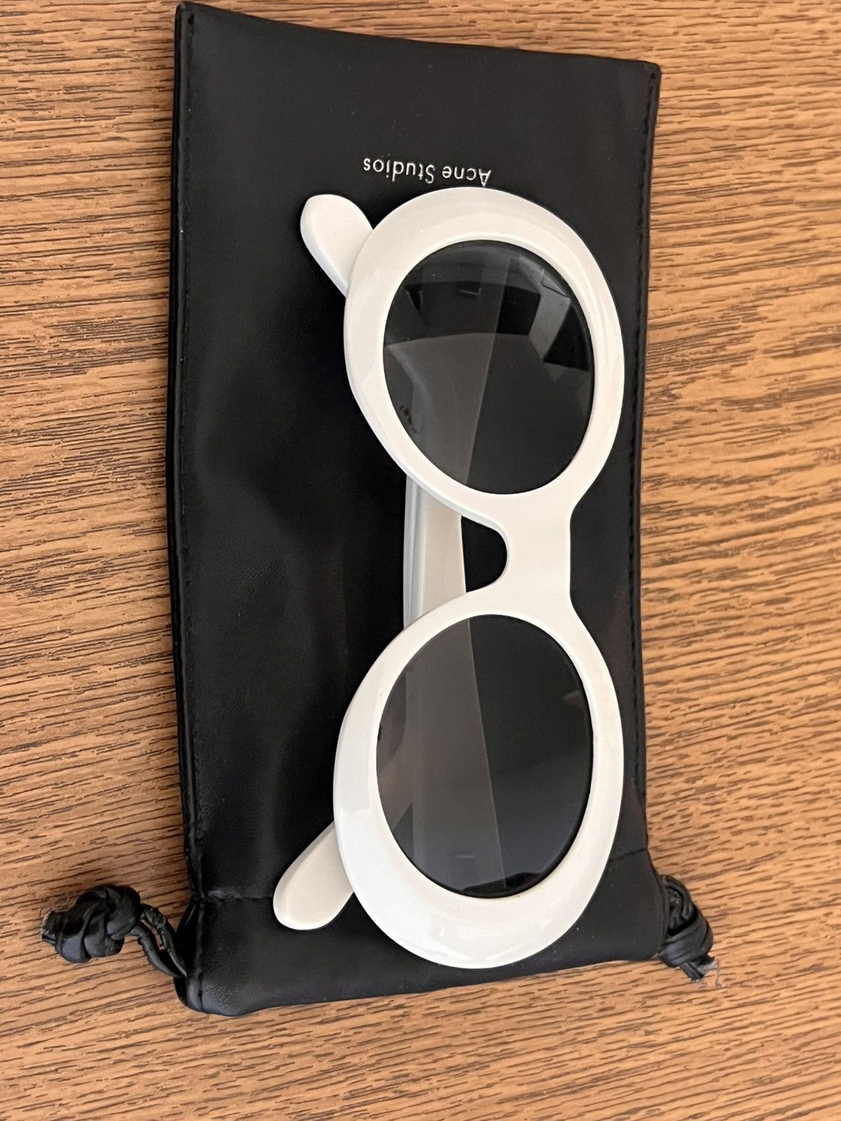 Acne Studios Acne Studius Mustang Sunglasses White Size ONE SIZE - 1 Thumbnail