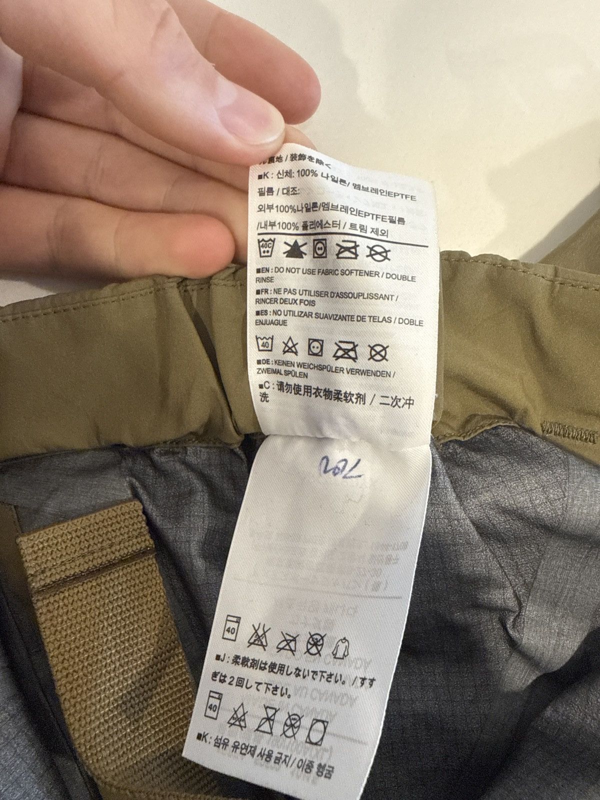 Arc'teryx Arc’teryx LEAF Alpha LT Pant Gen 2.2 (GORE-TEX Shell) Size US 38 / EU 54 - 5 Thumbnail