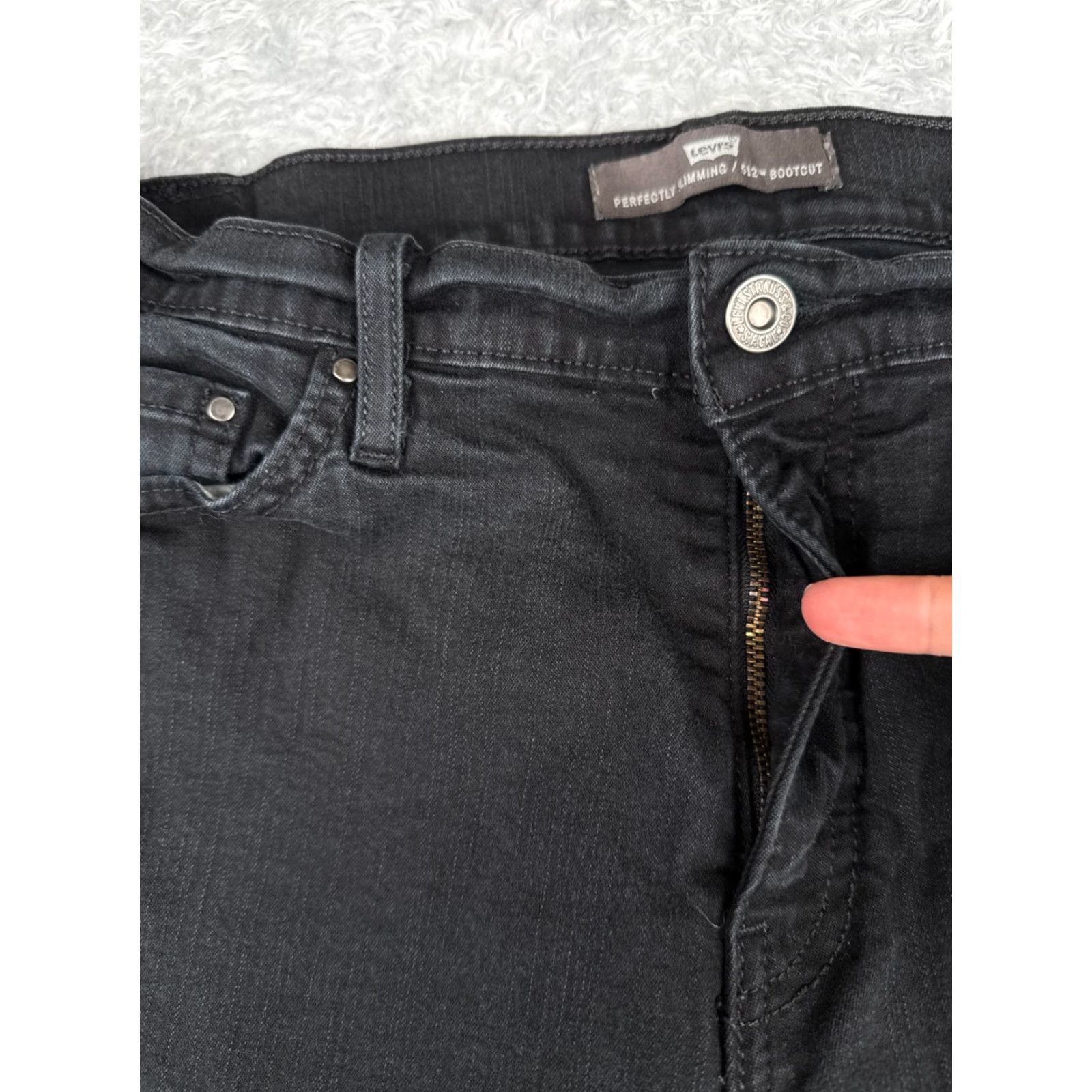 Levi's Levis Jeans Women 14 Black Denim 512 Boot 32x30 Premium Perfectly Slimming Size 36" / US 14 / IT 50 - 5 Thumbnail