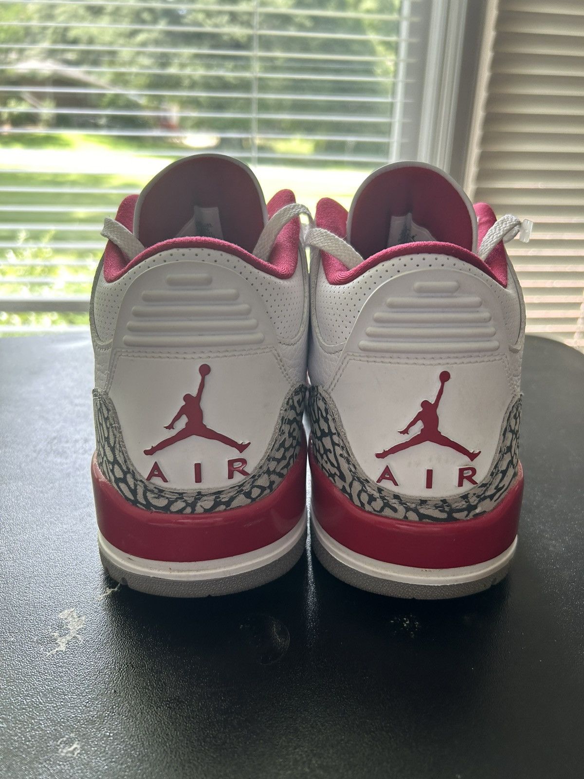 Jordan Brand Jordan 3 Retro Cardinal Red 2022 Size 10.5 Size US 10.5 / EU 43-44 - 3 Thumbnail