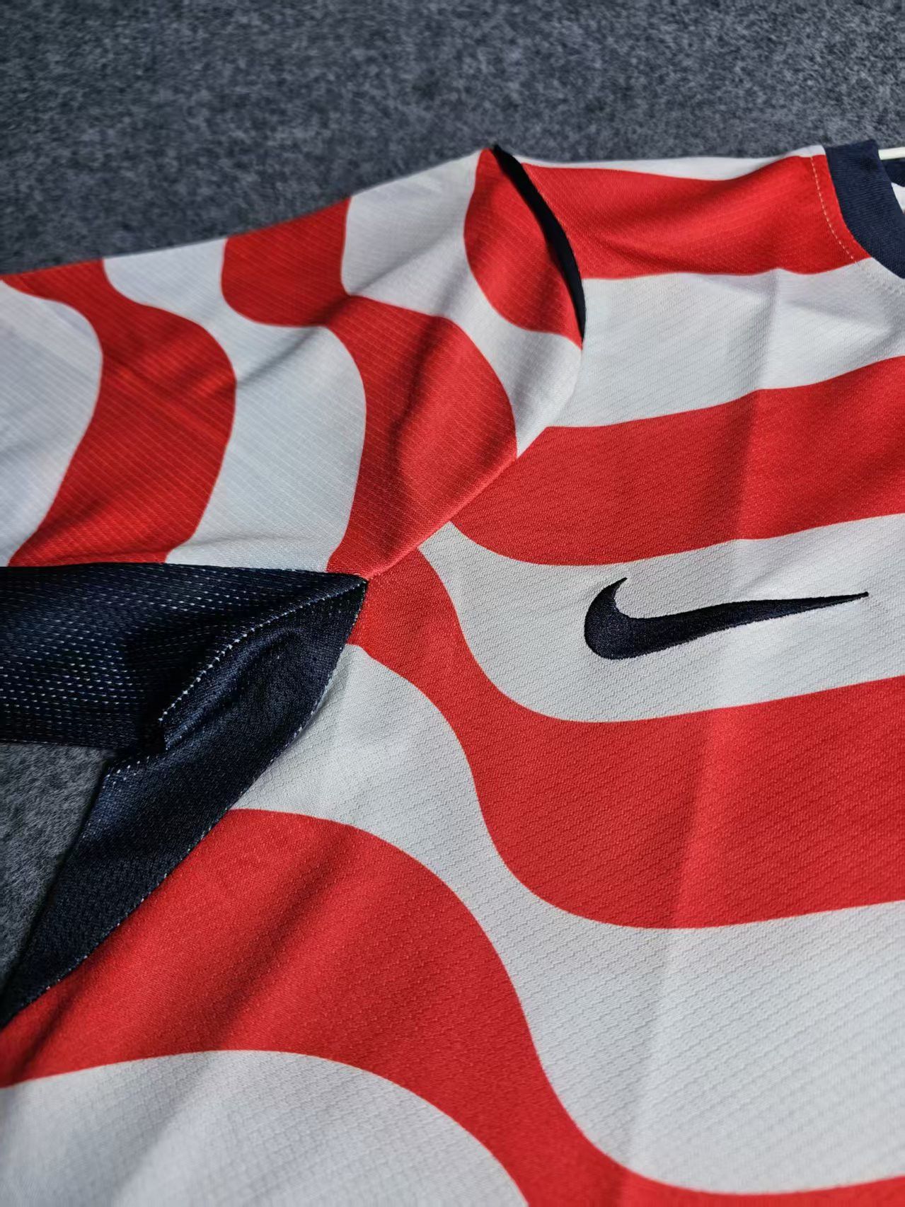 Other USA Soccer Jersey Home 2026 World Cup Size US M / EU 48-50 / 2 - 2 Thumbnail