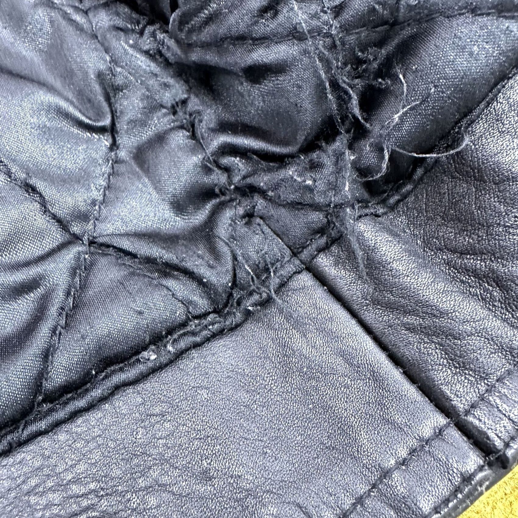 Vintage VINTAGE American Vintage Leather Jacket Biker 80/90s Studded Fringe Black Large Mens Size US L / EU 52-54 / 3 - 7 Thumbnail
