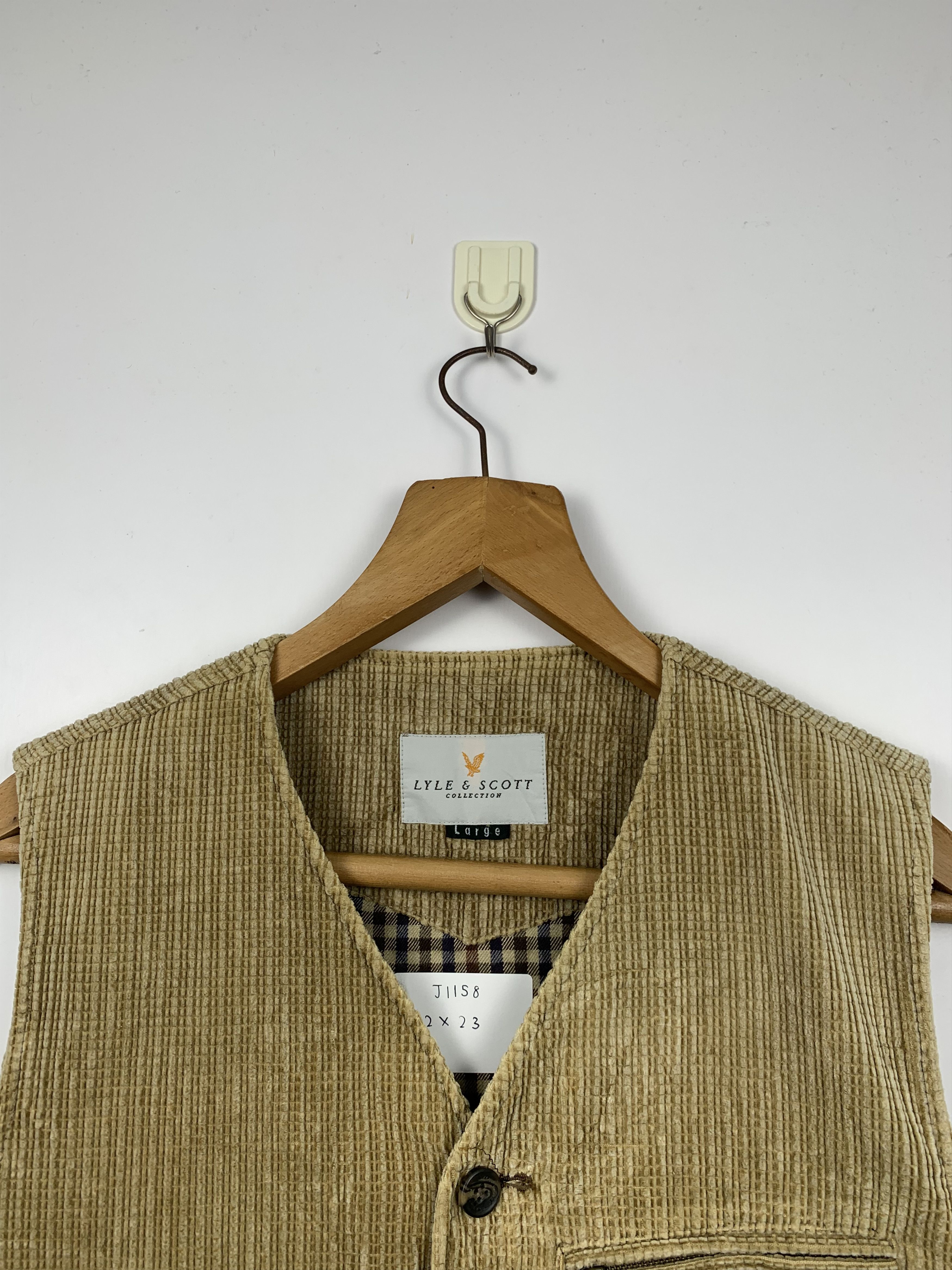 Vintage Lyle & Scott Velvet Multipocket Cargo Vest J1158
