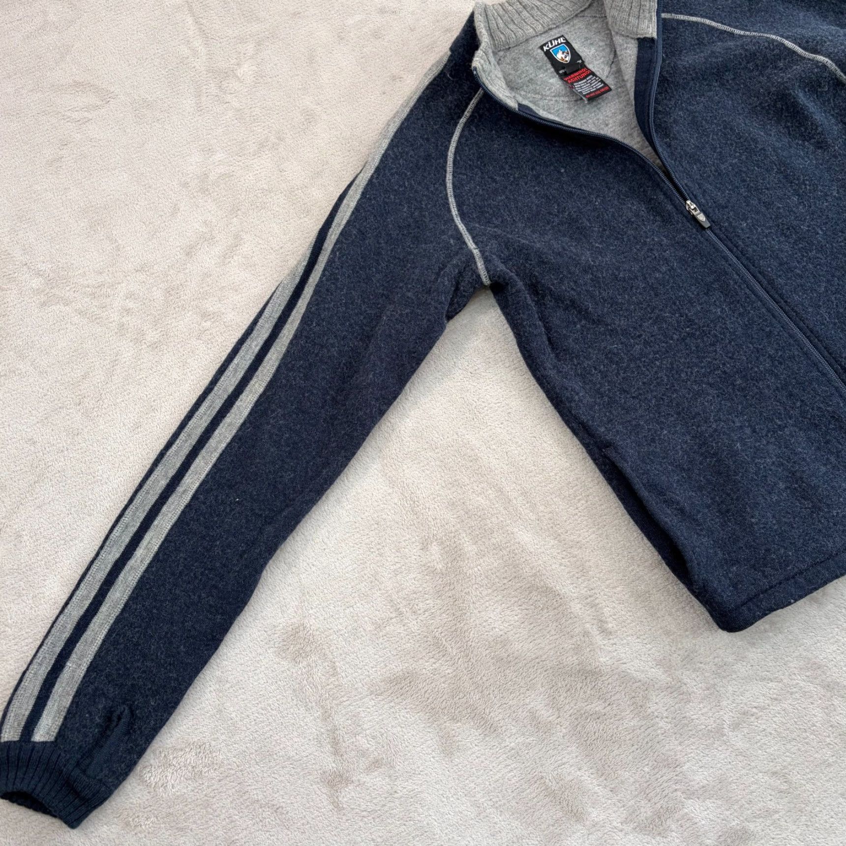 Vintage Kühl Stuttgart Sweater Jacket Men Small Blue 100% Merino Wool Full Zip Wool Jacket Casual Workwear Fall Winter Spring Mens Size US S / EU 44-46 / 1 - 3 Thumbnail