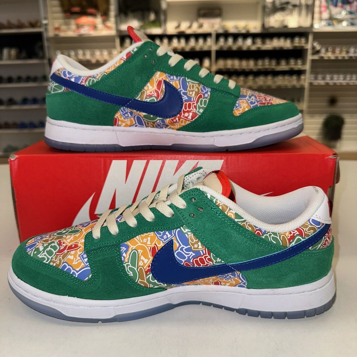 Nike Size 9.5 - Nike Dunk Low 'Foam Finger' Men's Shoes Size US 9.5 / EU 42-43 - 2 Thumbnail
