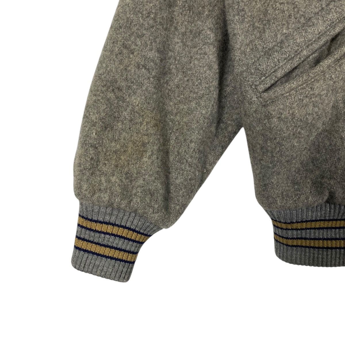 NCAA Vintage NCAA Varsity Wool Jacket M Size Grey Colour Size US M / EU 48-50 / 2 - 4 Thumbnail