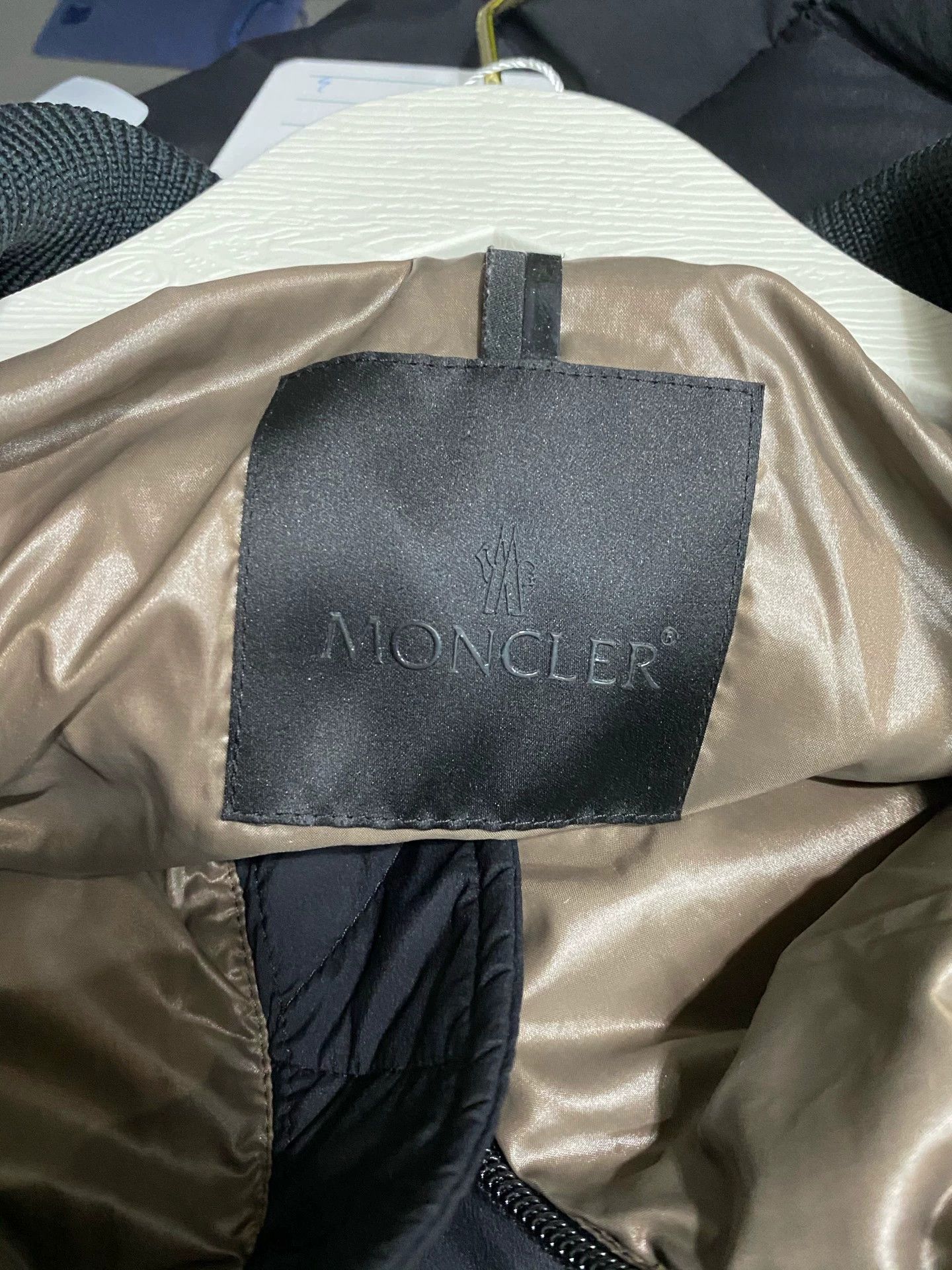 Moncler Moncler Black Label Down Jacket Size 3 Size US L / EU 52-54 / 3 - 7 Thumbnail