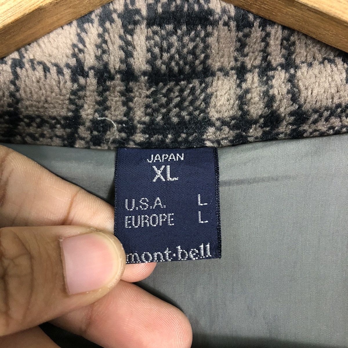 Flannel Vintage Flannel Zipper Jacket Mont-Bell Tartan Check Design Size US L / EU 52-54 / 3 - 17 Thumbnail