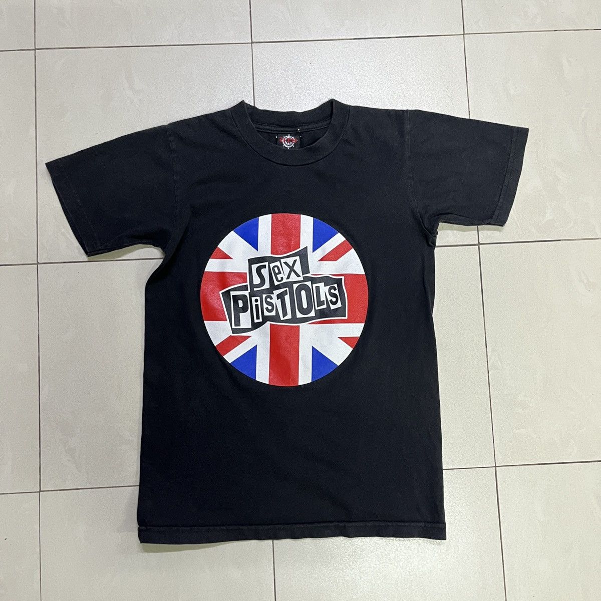 Band Tees × Vintage Sex Pistols Baby Tee Shirt Size XS / US 0-2 / IT 36-38 - 2 Thumbnail
