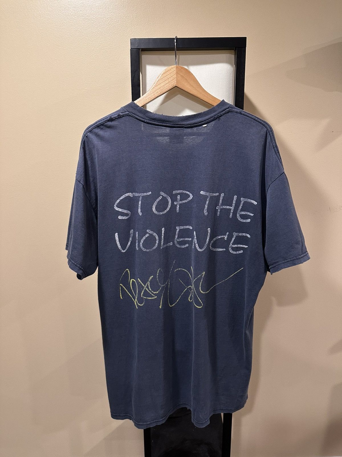 Vintage Vintage 1997 Tupac “Stop the Violence” Distressed Rap Tee Size US XL / EU 56 / 4 - 3 Thumbnail