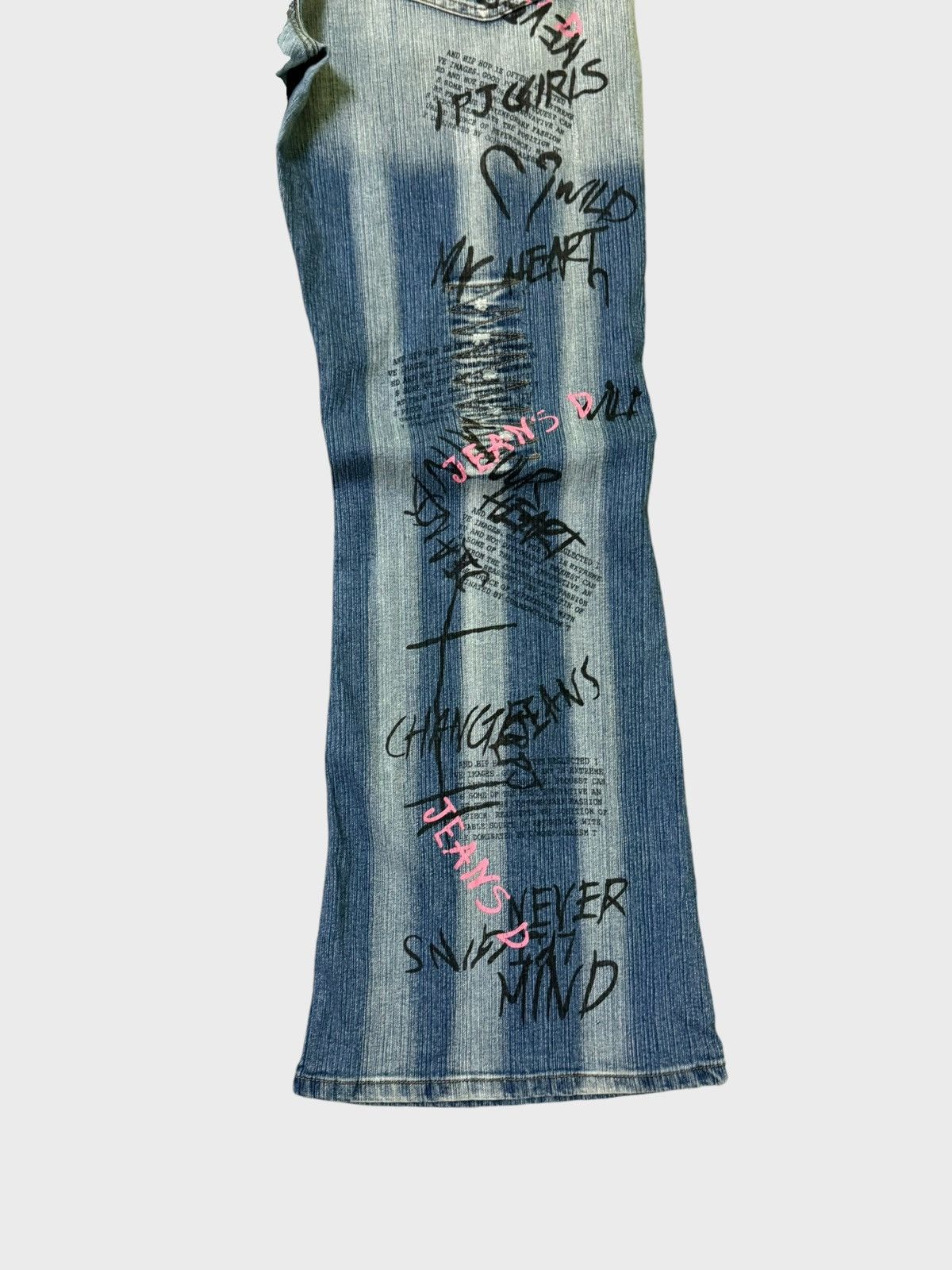 Hysteric Glamour FLARE DRAMA JEANS PRINTED DESIGN BOOT CUT STRETCHABLE JEANS Size US 34 / EU 50 - 3 Thumbnail
