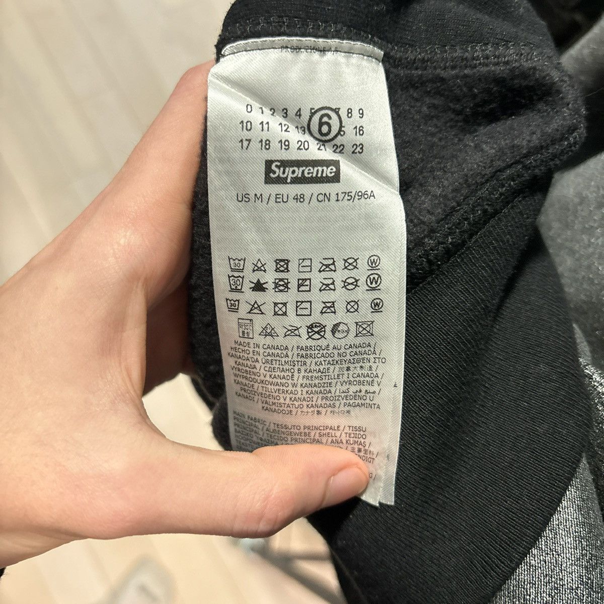 Maison Margiela × Supreme Supreme x Maison Margiela Foil Box Logo Hoodie Size US M / EU 48-50 / 2 - 6 Thumbnail