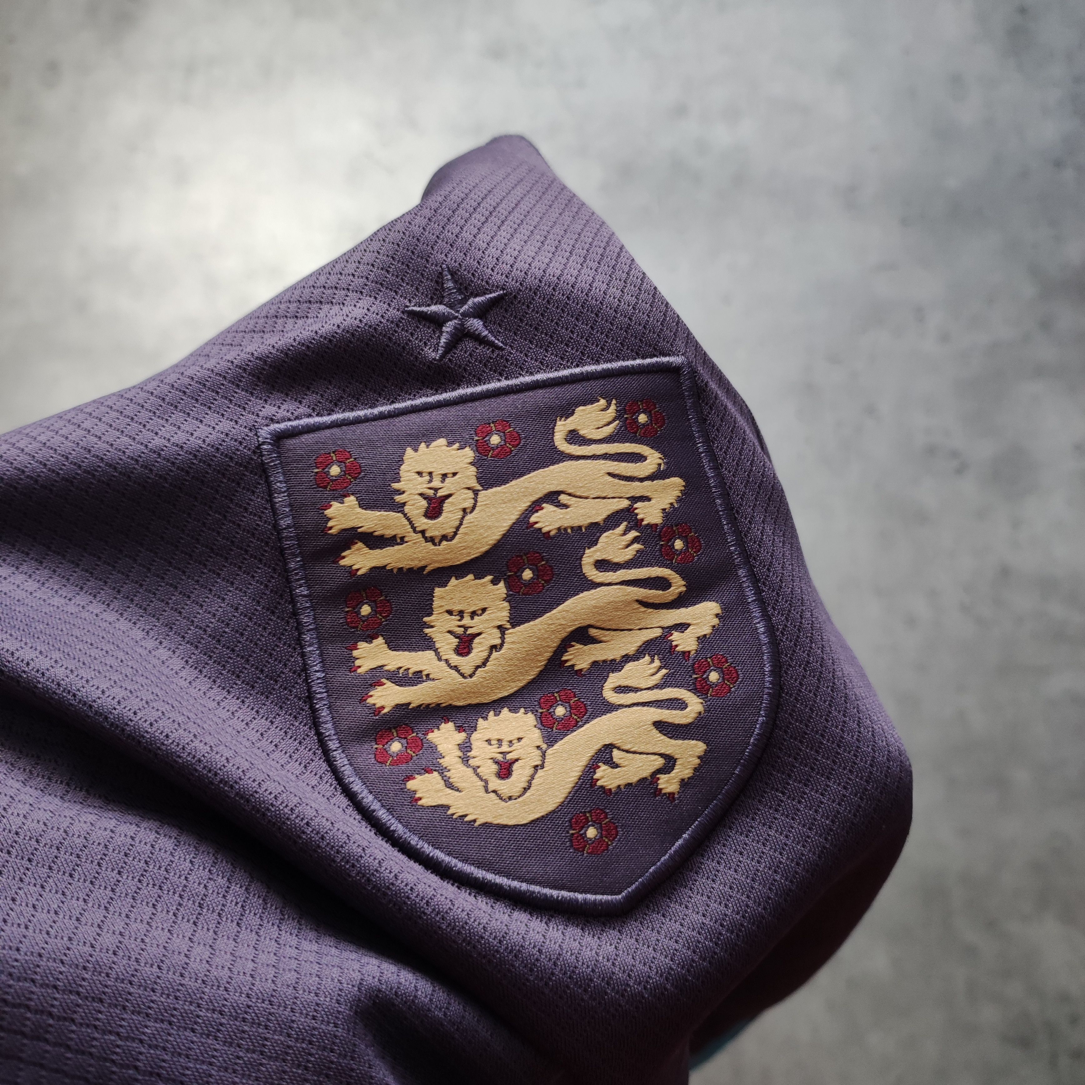 Nike RARE England National Team x Nike 2024/25 Football Jersey Size US L / EU 52-54 / 3 - 7 Thumbnail