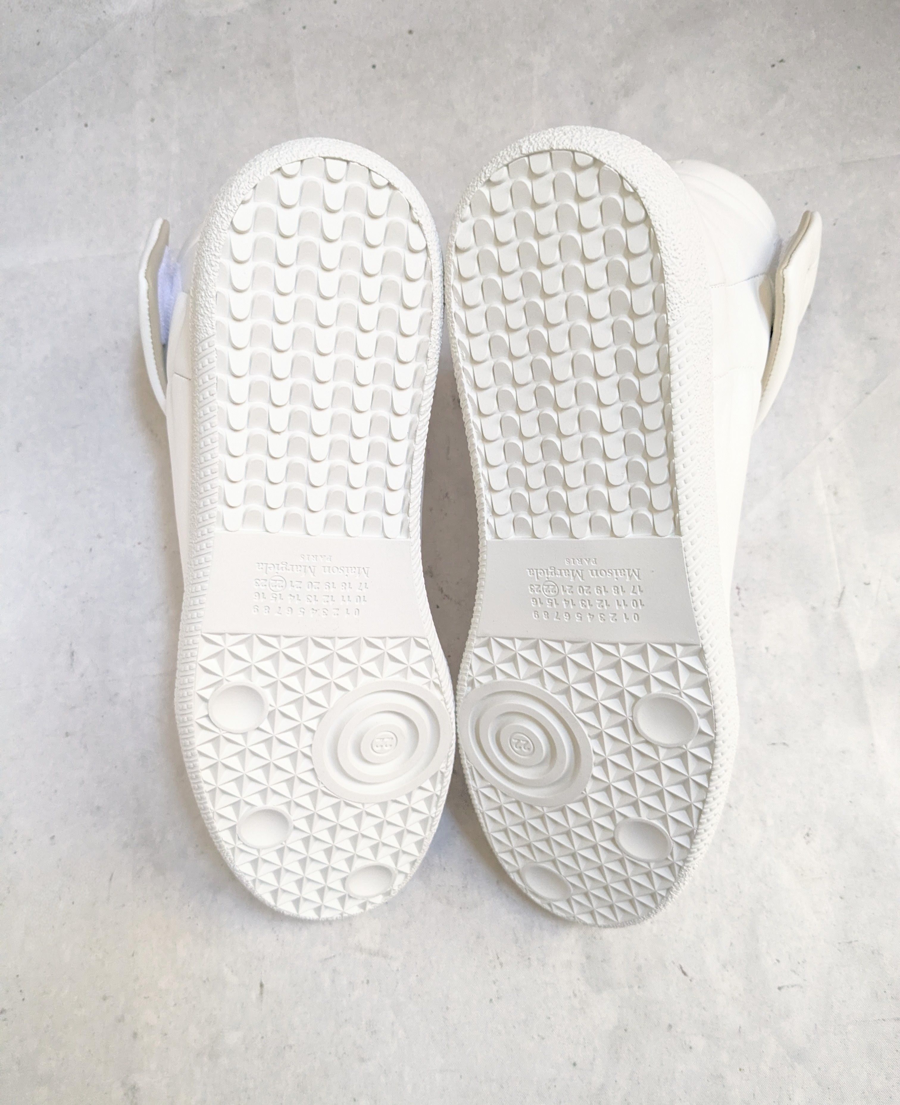 Maison Margiela Maison Margiela Future Sneakers White 11 44 High Tops Size US 11 / EU 44 - 14 Thumbnail