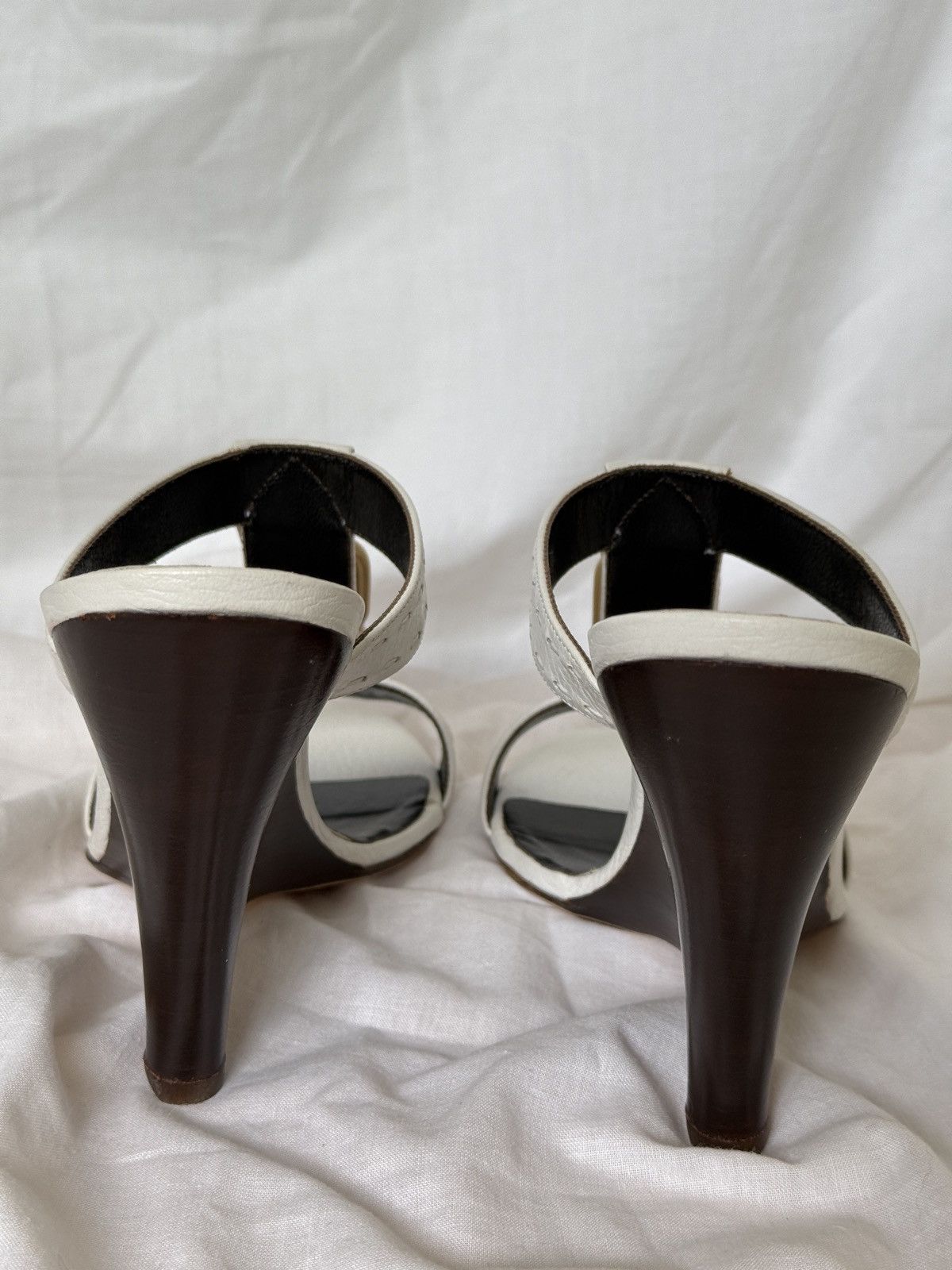 Fendi Fendi White Leather Strappy Mules Sandals on Wedges Buckle Size US 7.5 / IT 37.5 - 8 Thumbnail