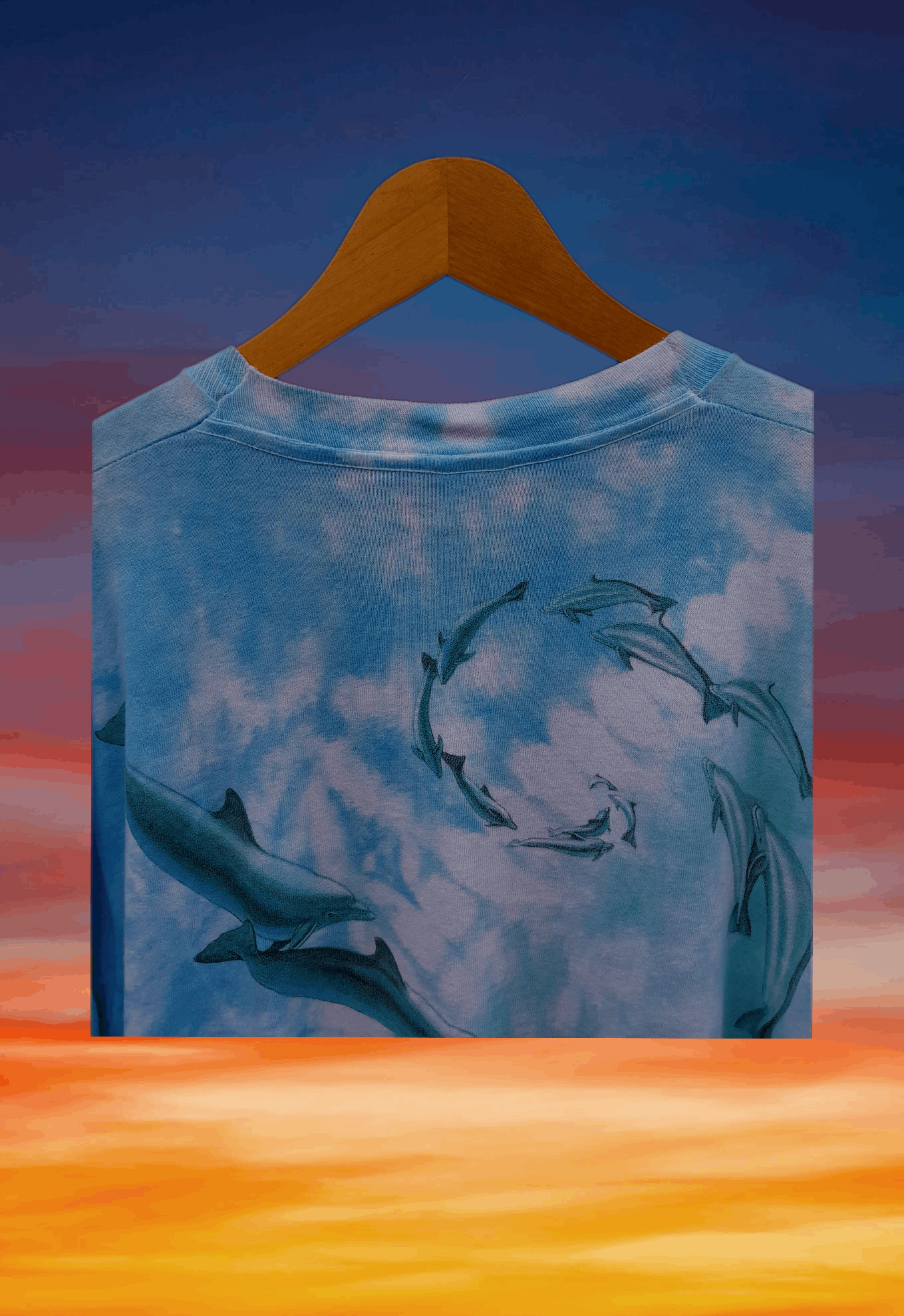 Vintage Vintage 90s Dolphin all over print t-shirt Size US L / EU 52-54 / 3 - 4 Thumbnail