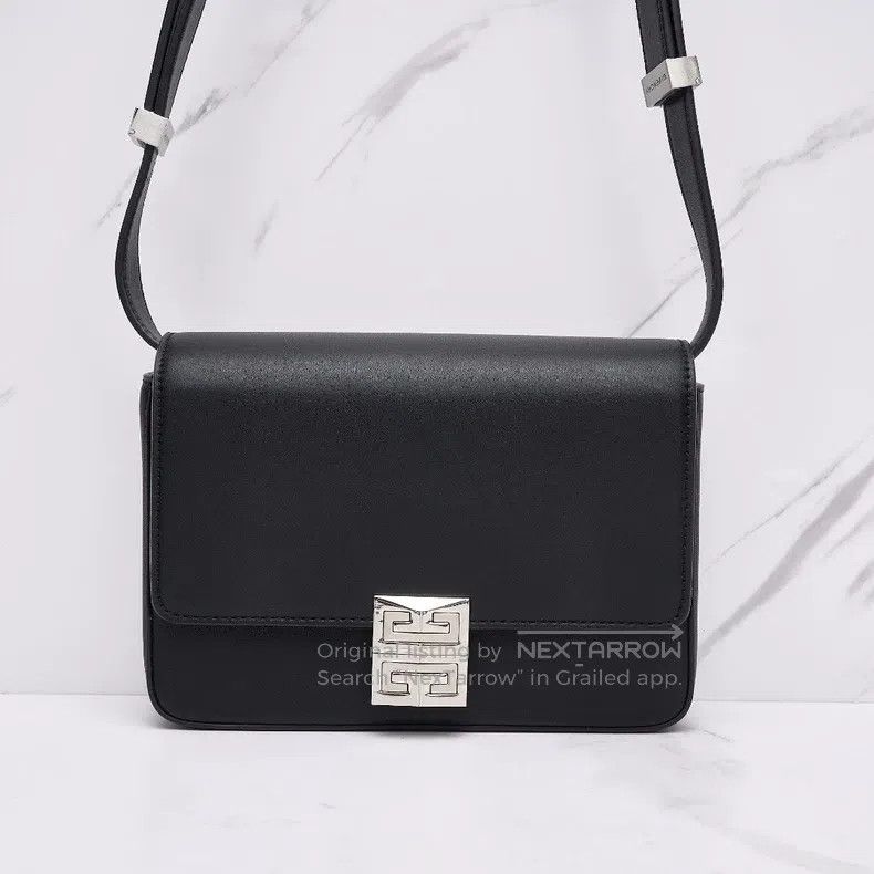 Givenchy Givenchy Ladies Metal Logo Crossbody Bag Size ONE SIZE - 2 Thumbnail